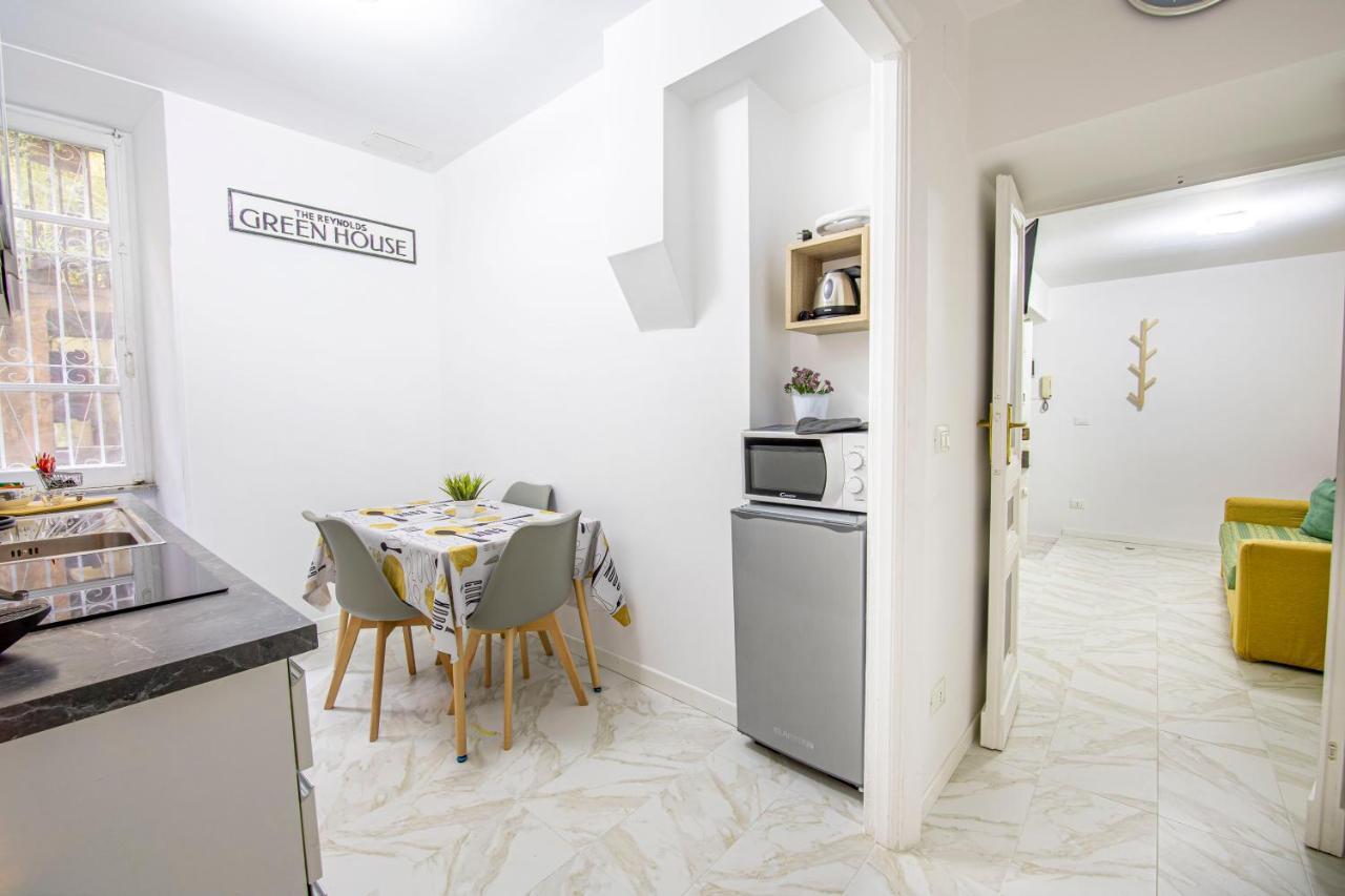 Refuge Apartment