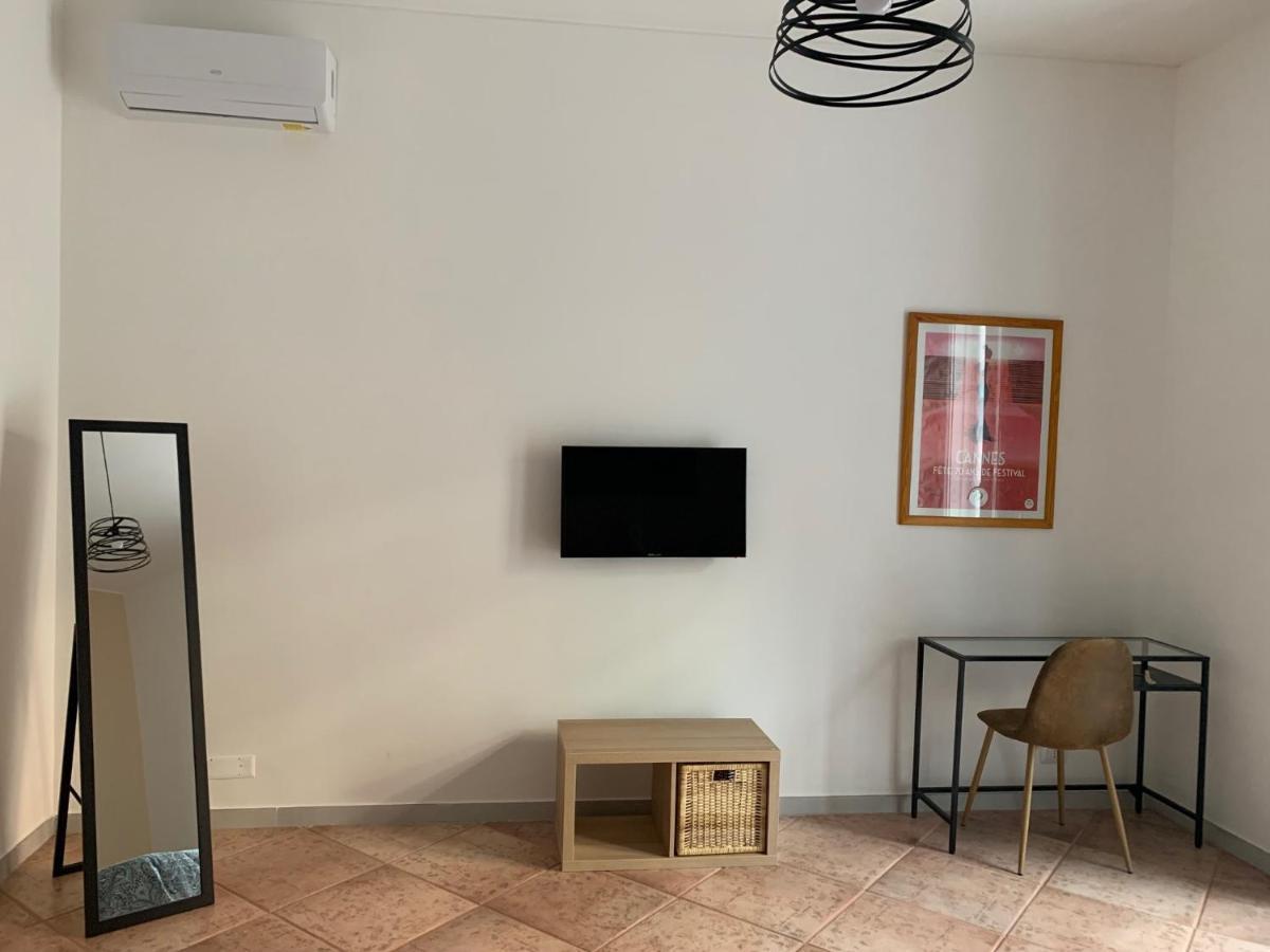 Chez Nous Roma