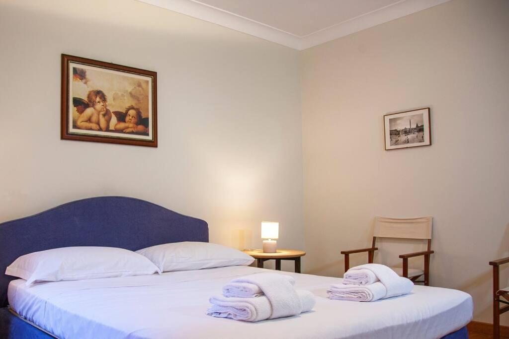 Apartment Peaceful In Piazza Venezia's Alleys *