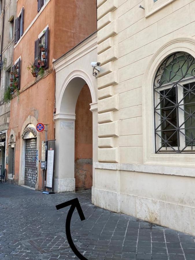 Ele Pantheon Apartment