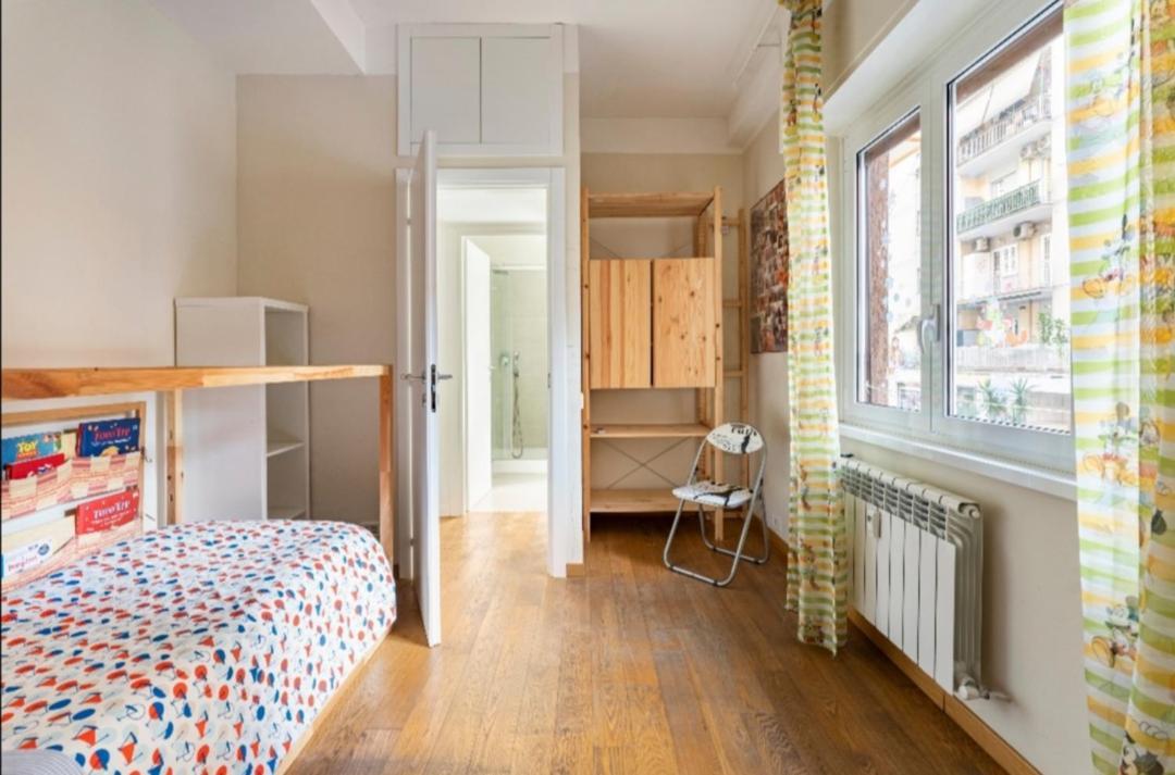 Comfortable In A Strategic Position Apartment *