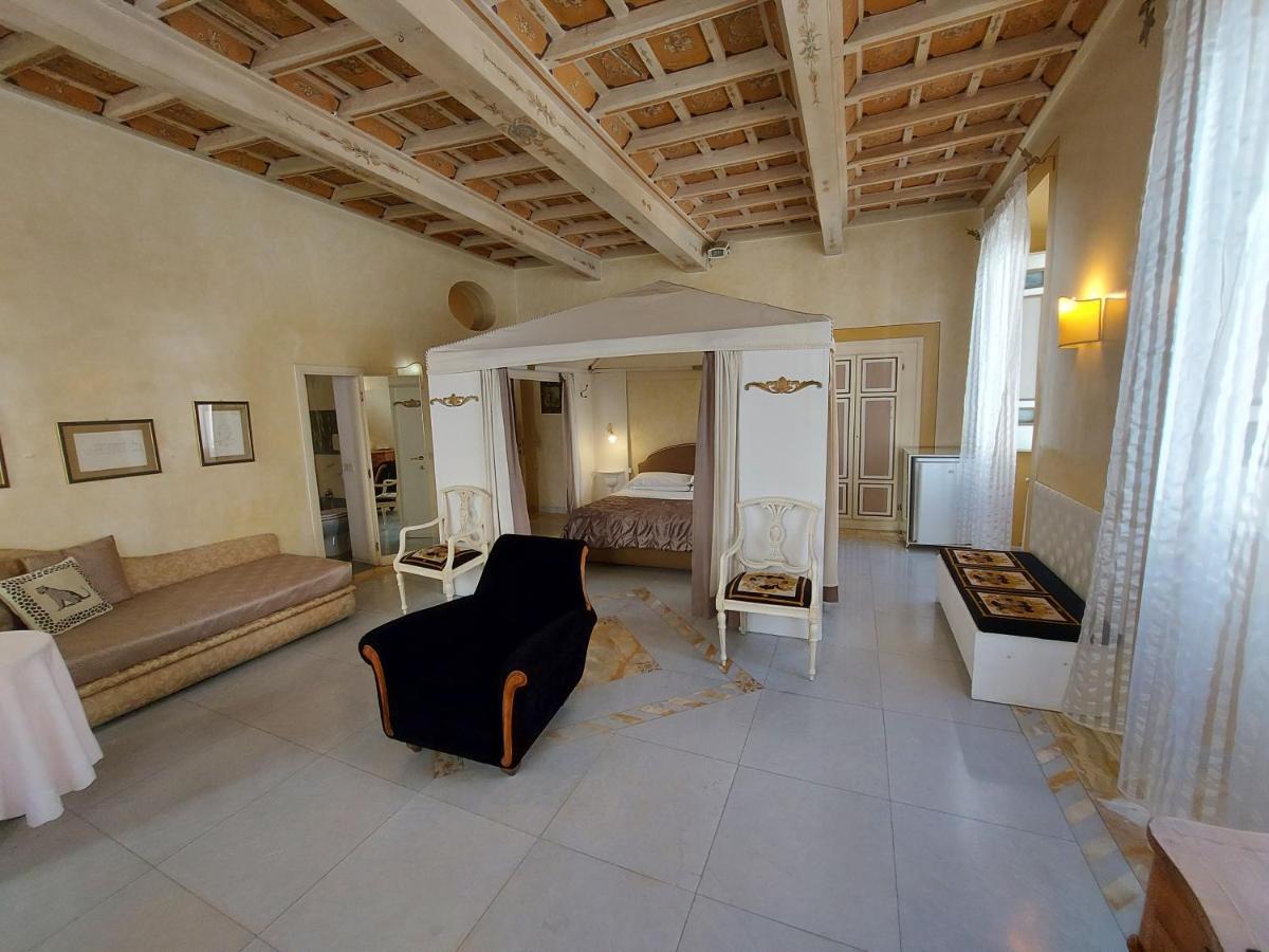 Residenza Al Corso Bed & Breakfast Roma
