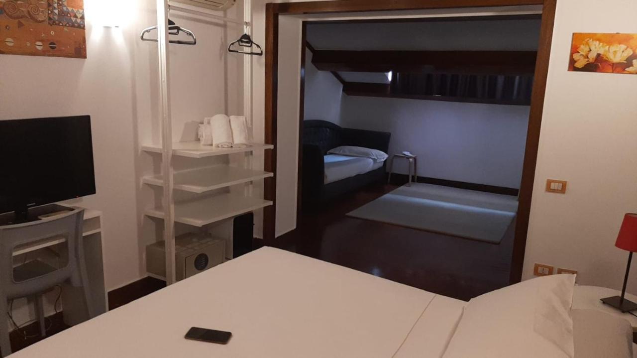 Artis Barberini Guest house Rome