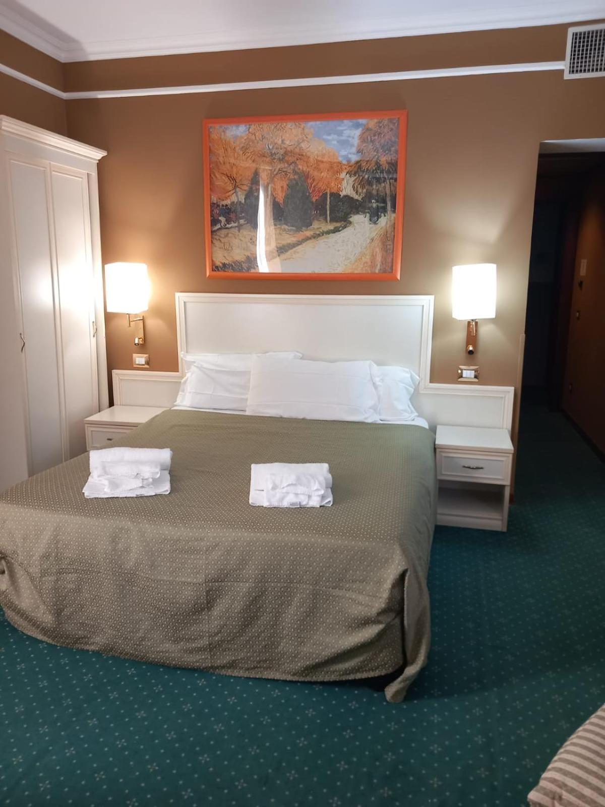 Cervara Park Hotel 4*