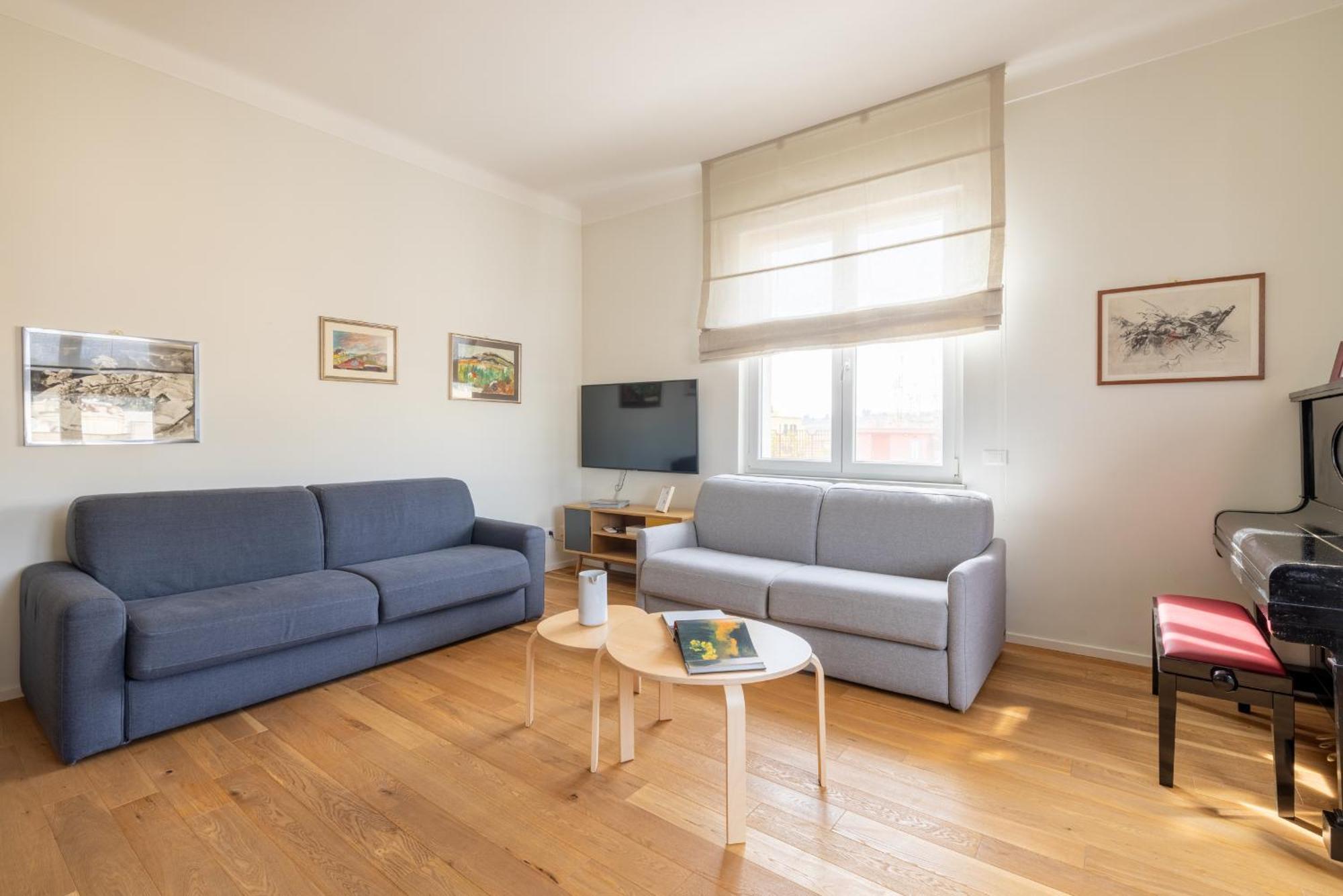 Apartment Floor With Rooftop Terrace Near St. Peter