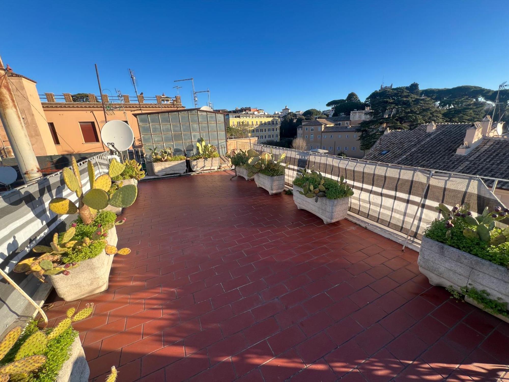 Apartment Spanish Steps View