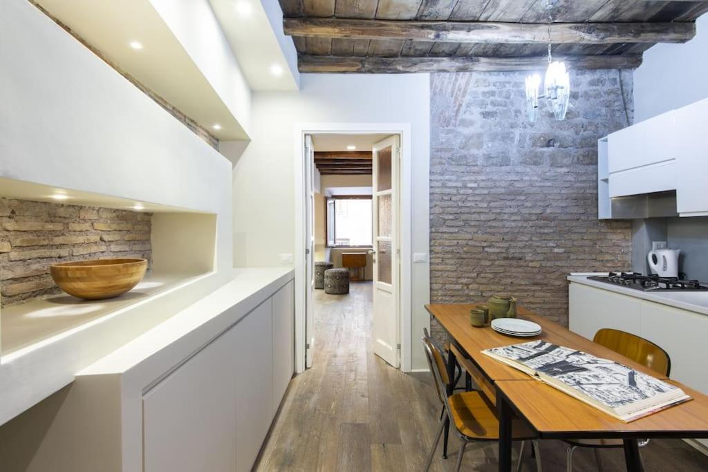 Luxury Fori Imperiali Apartment *