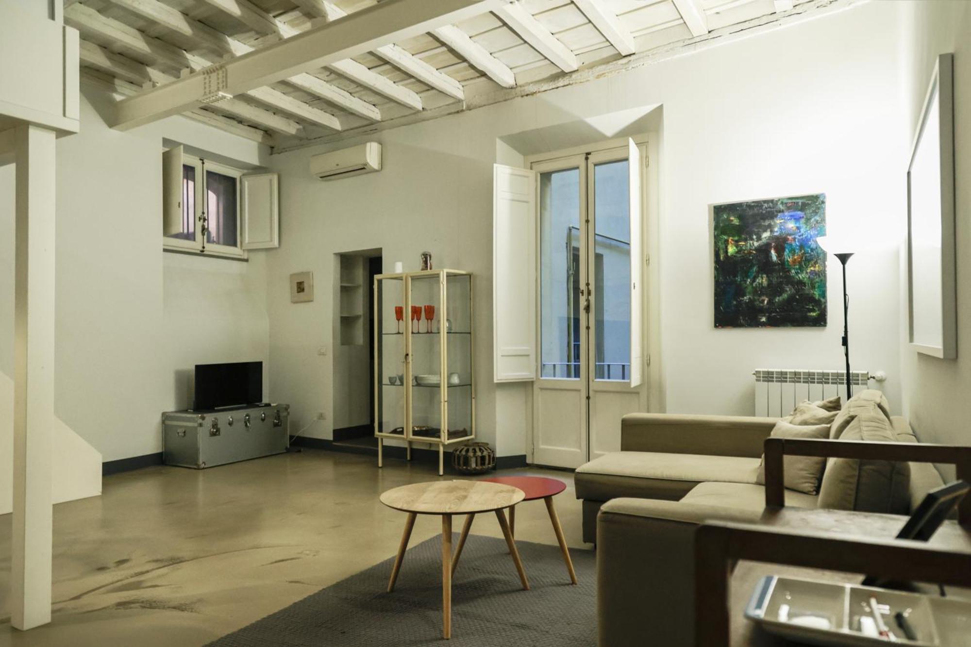 Stylish Loft In Monti Area, Near Colosseum Apartment
