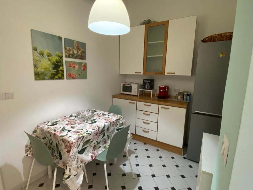 Superior Next Colosseo A/c Wo Fi 3 Bedrooms Apartment Rome