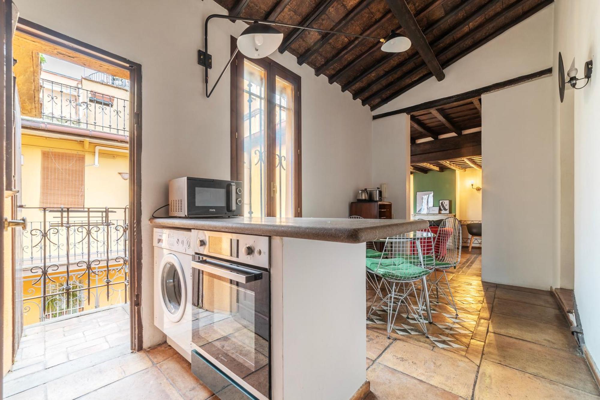 Cozy Trevi Romance Apartment Rome