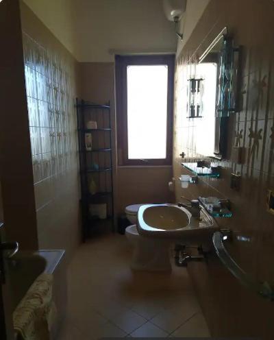 Appartamento Confortevole, Con Parcheggio Gratuito