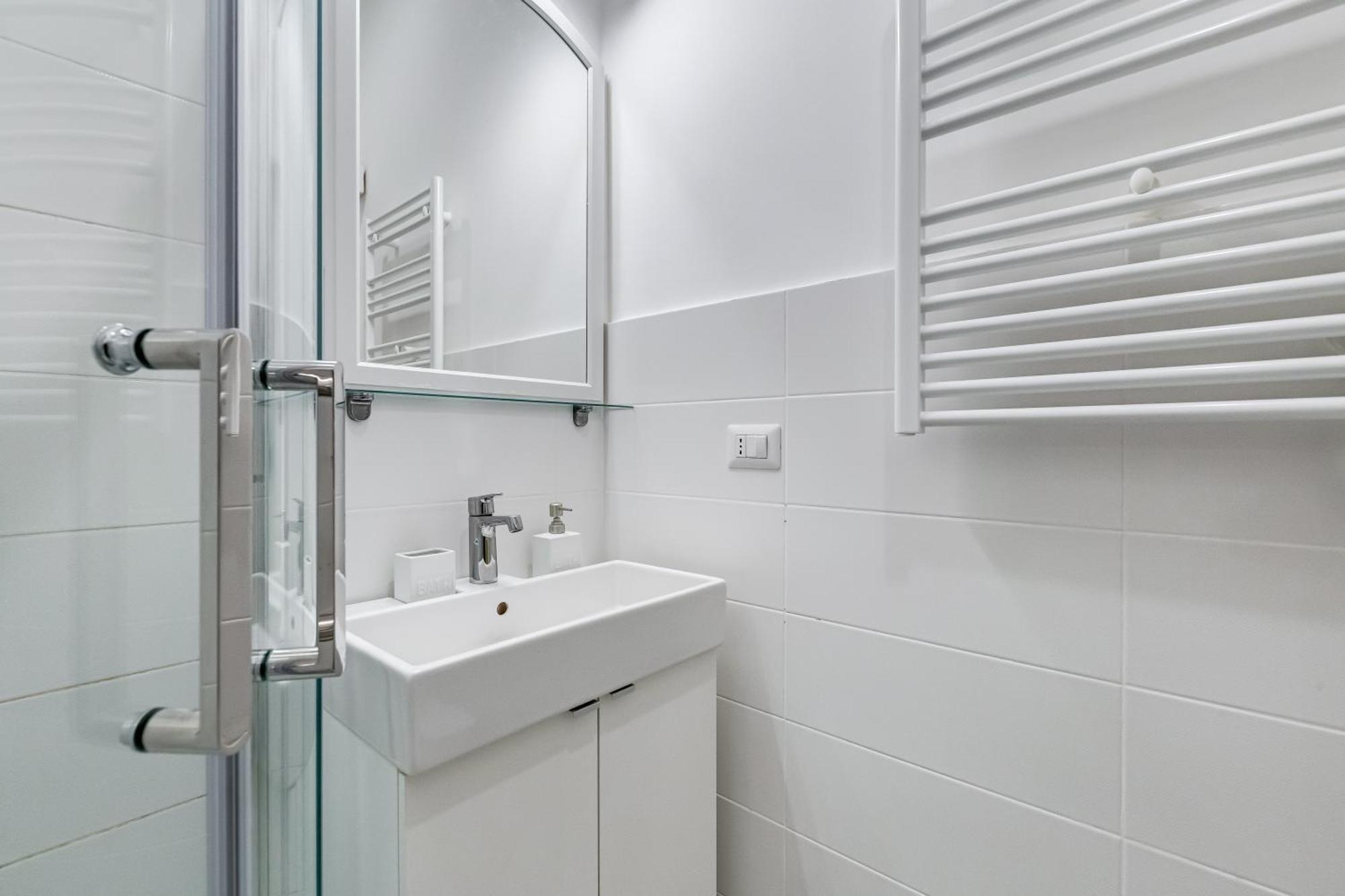 Bdc Alpha & Omega In Monti District With 2bath Apartment Rome