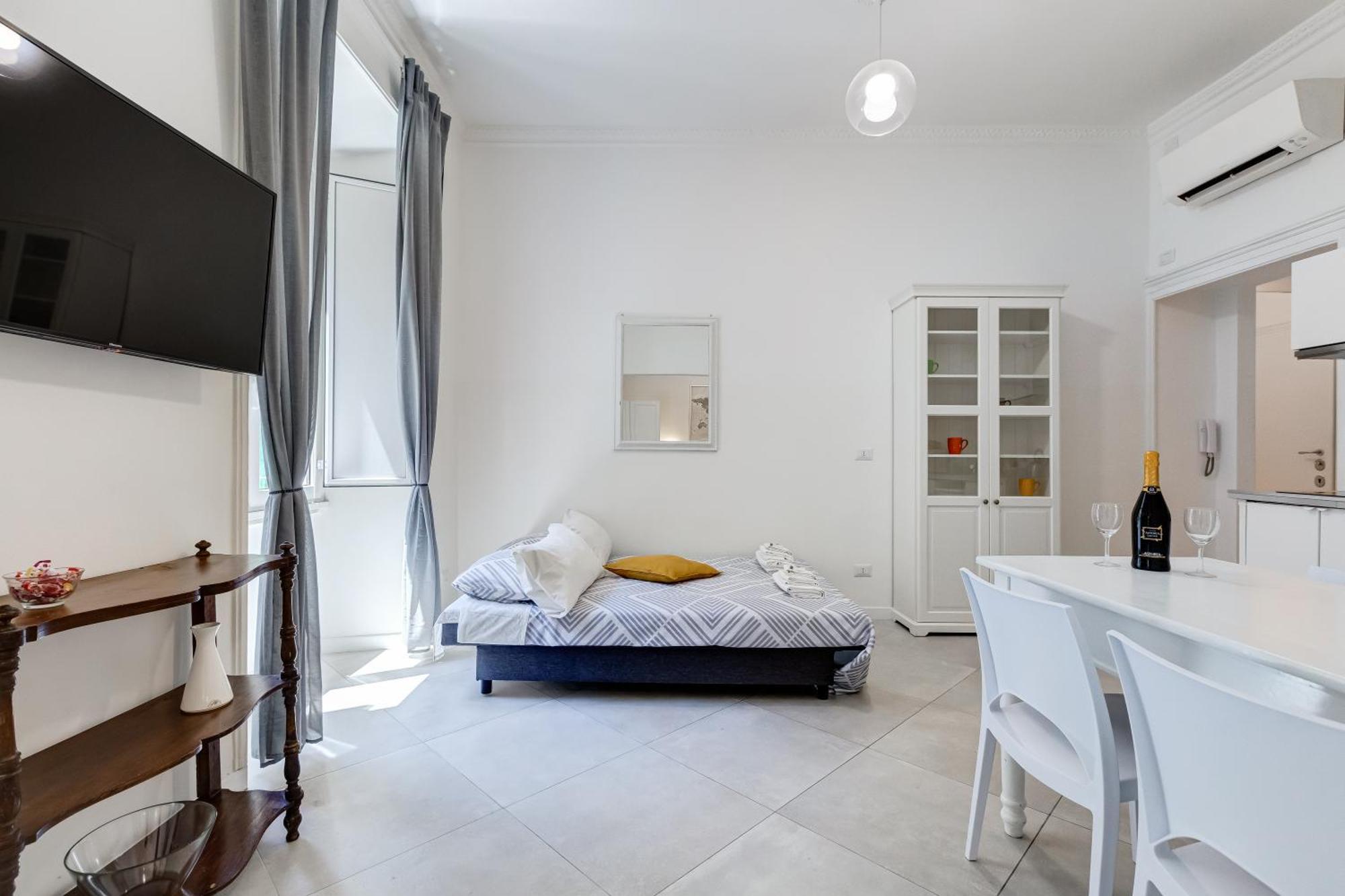 Bdc Alpha & Omega In Monti District With 2bath Apartment *