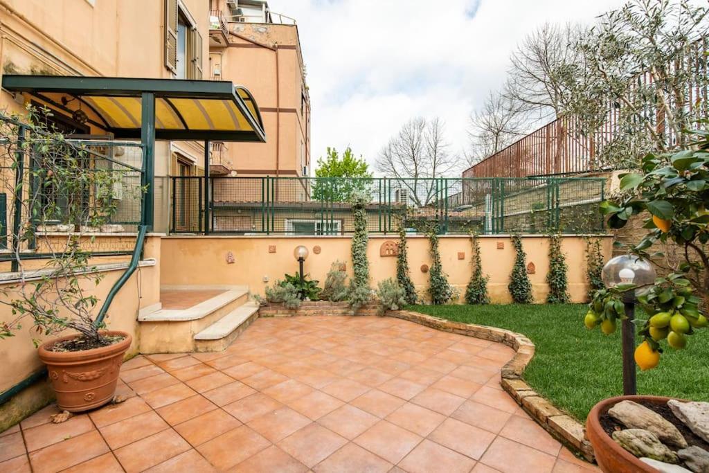 Con Giardino Privato Apartment Rome