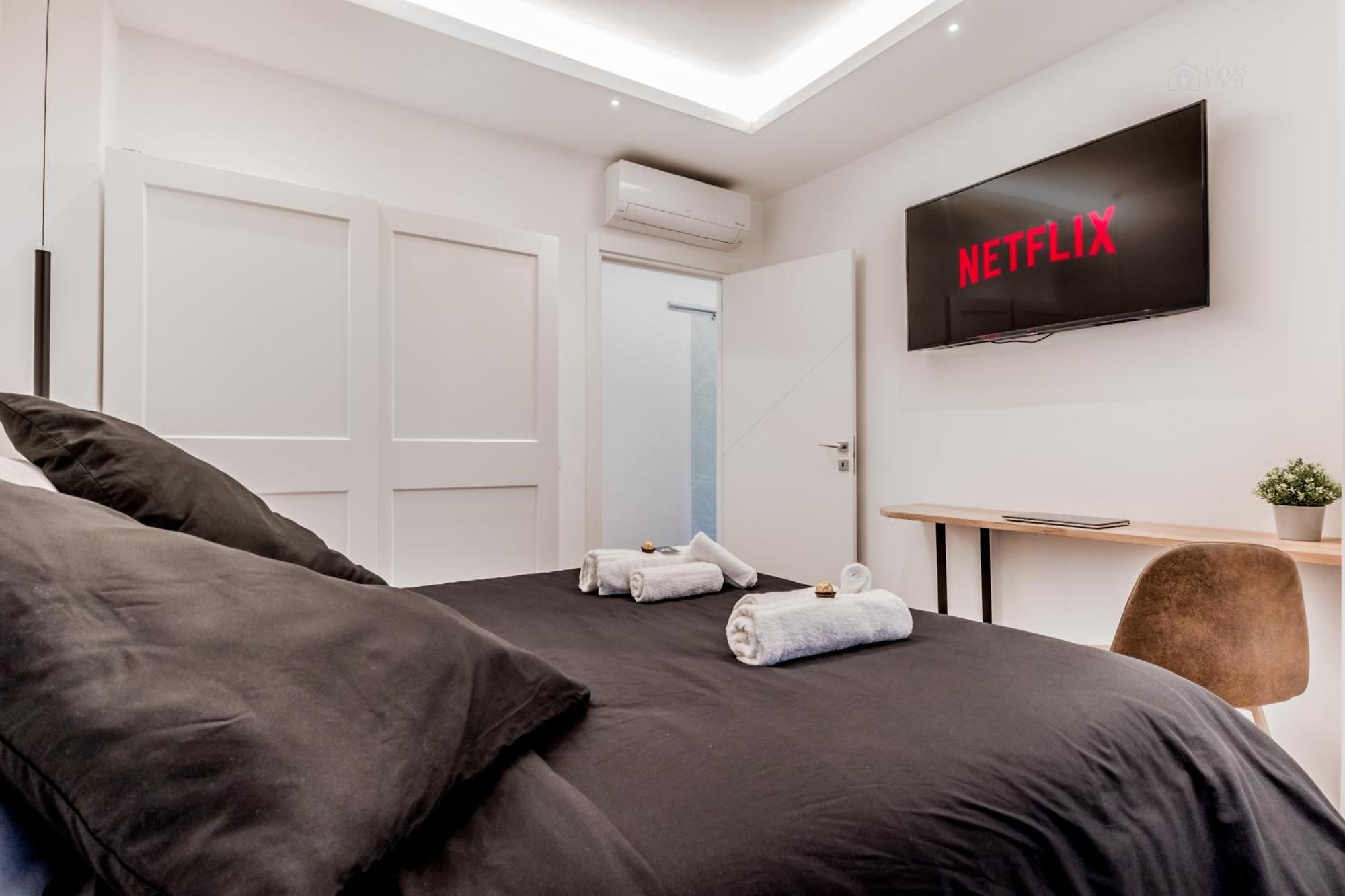 Loungefloor Metro A Netflix & Wi-fi Apartment *