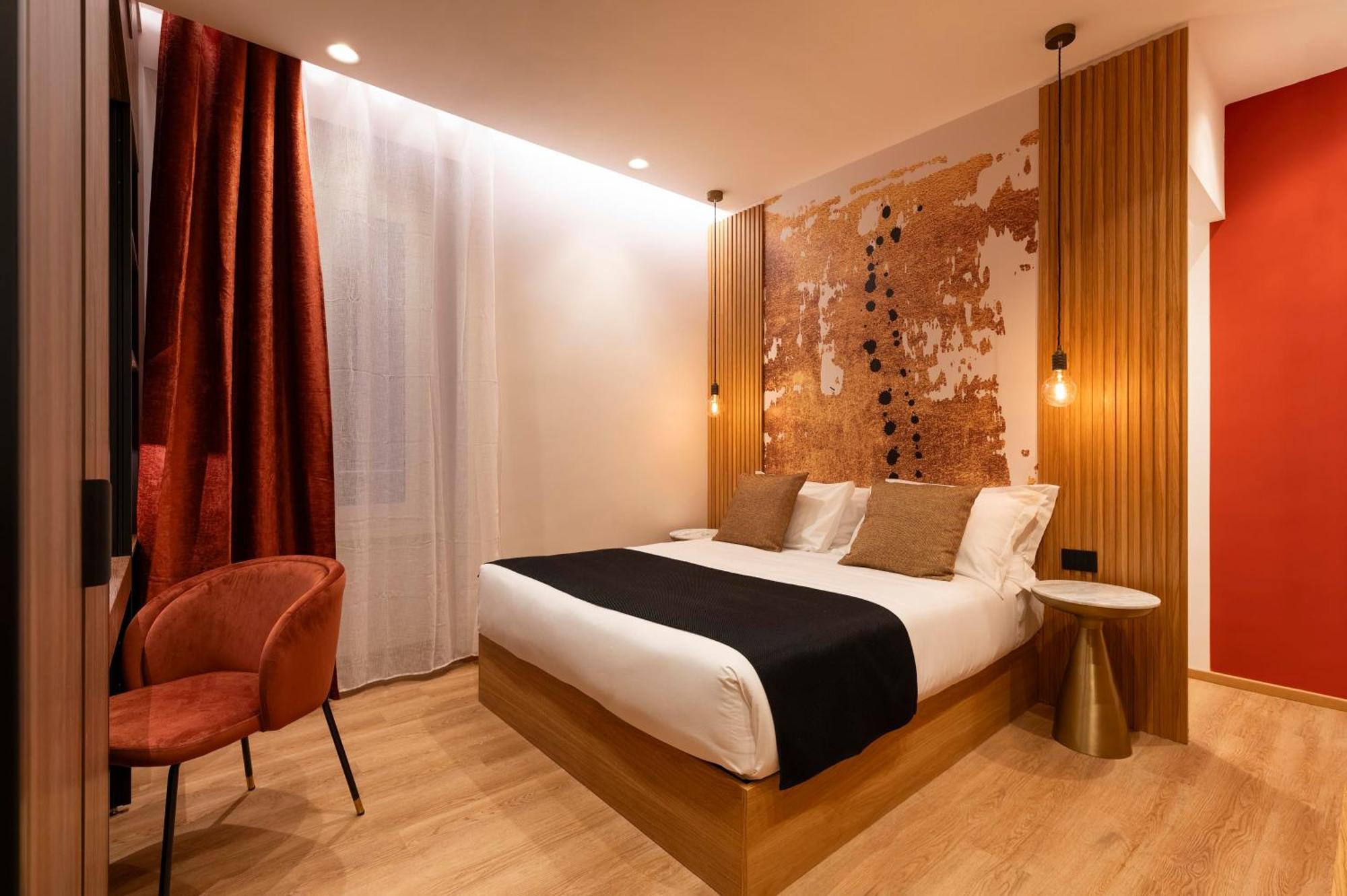 Grand Master - Symphony Guest house Rome