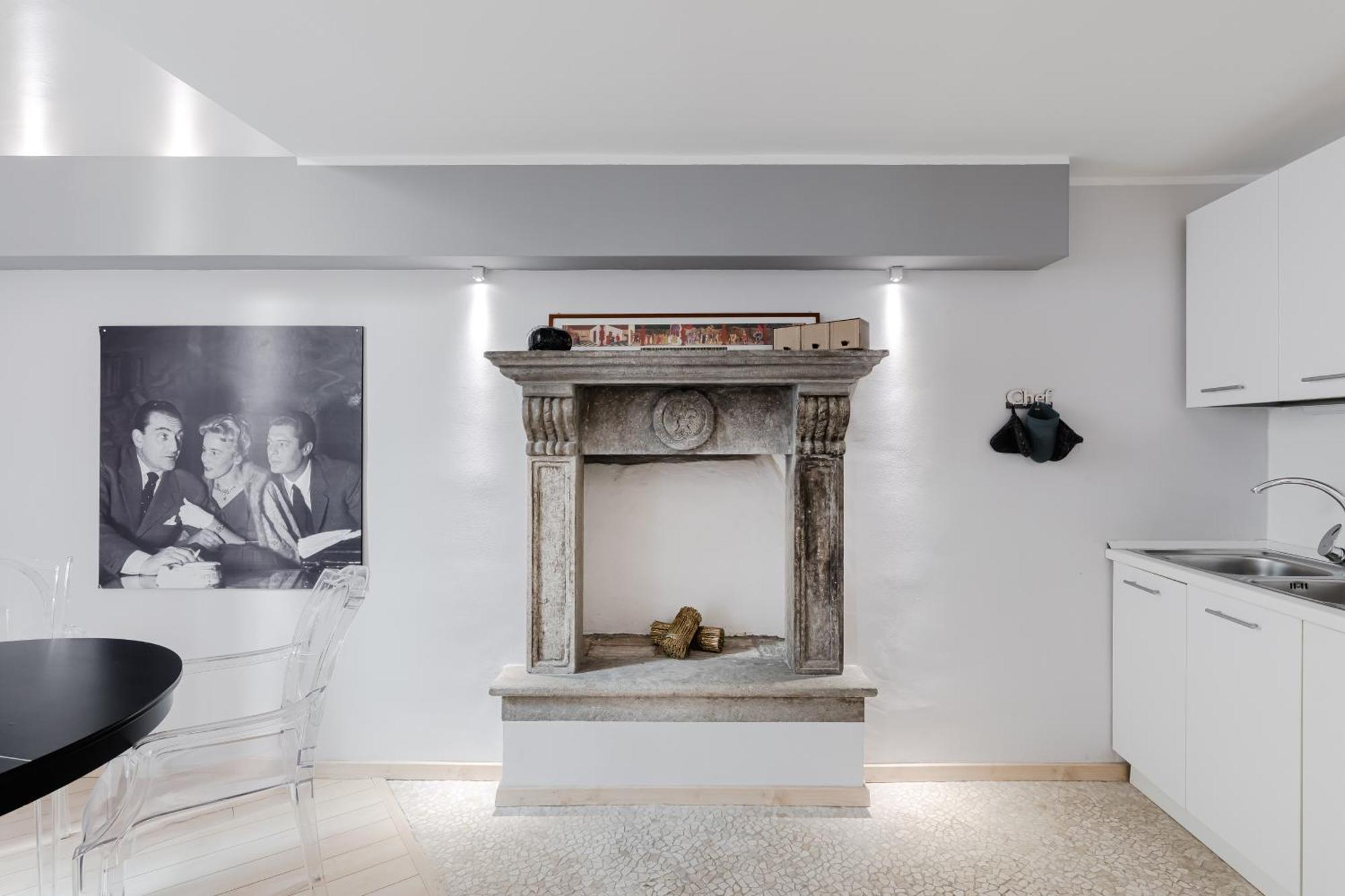 Apartment Piazza Margana Private Rome