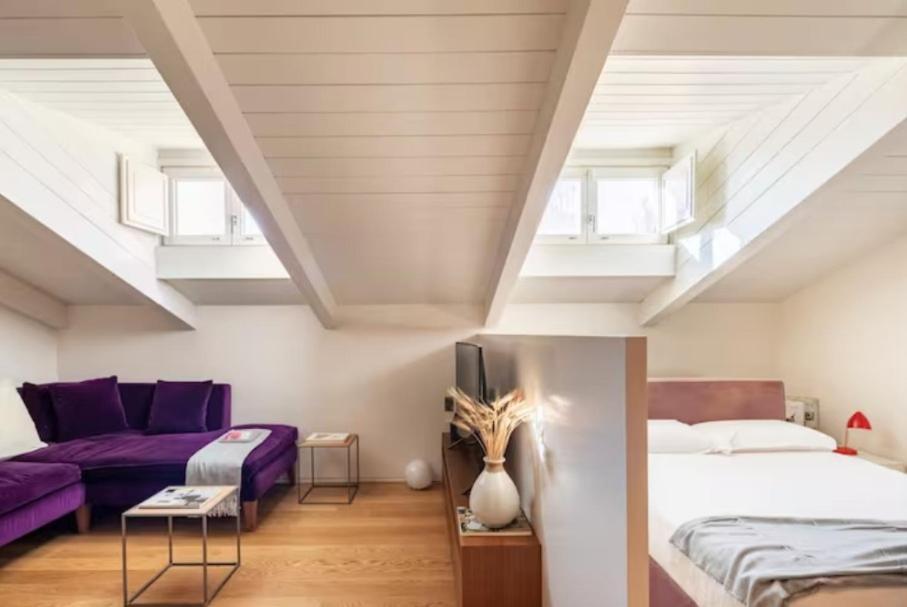 Luxury Mansard Borghese Apartment *