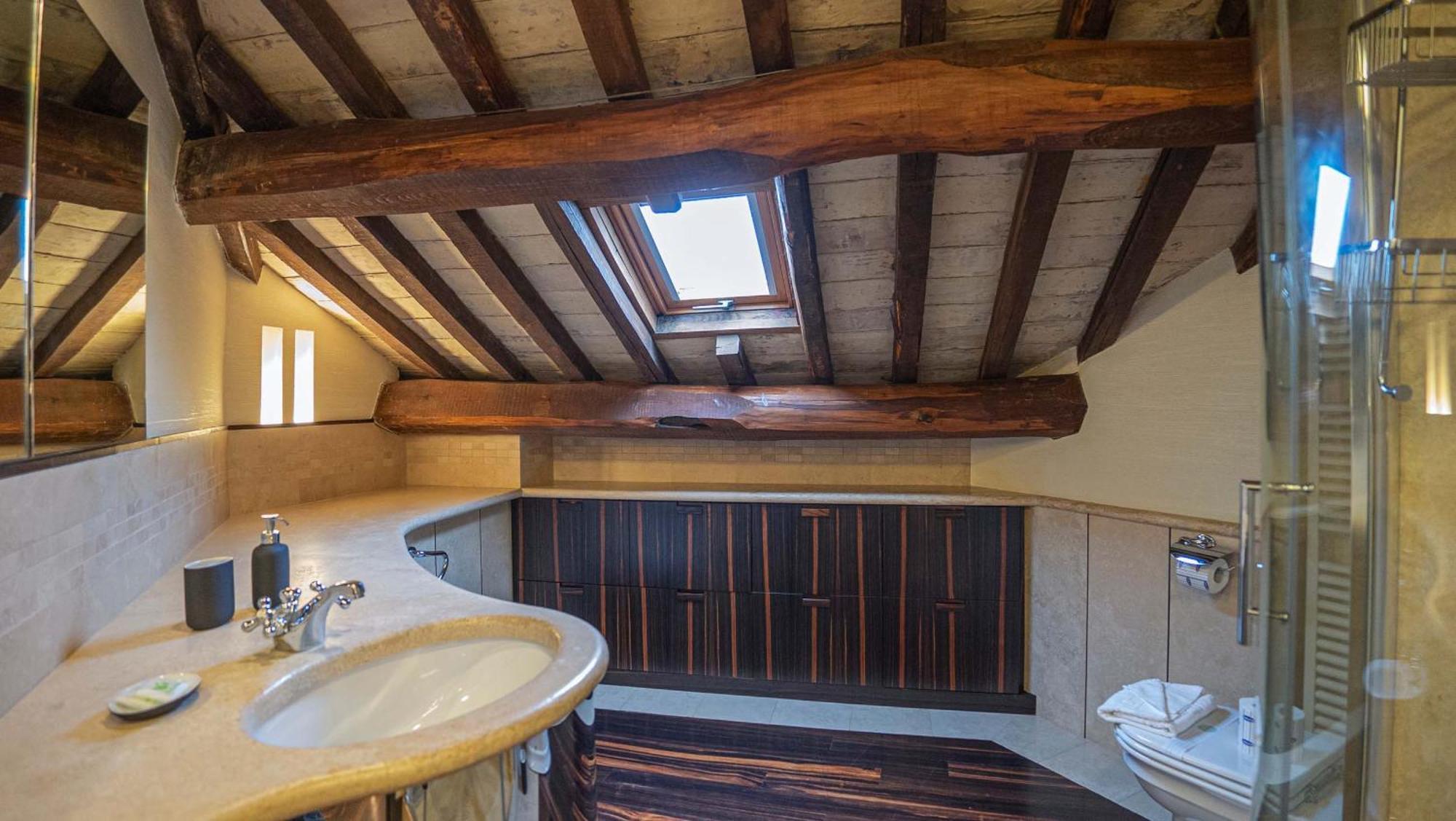 Piazza Venezia Charming With View Apartment
