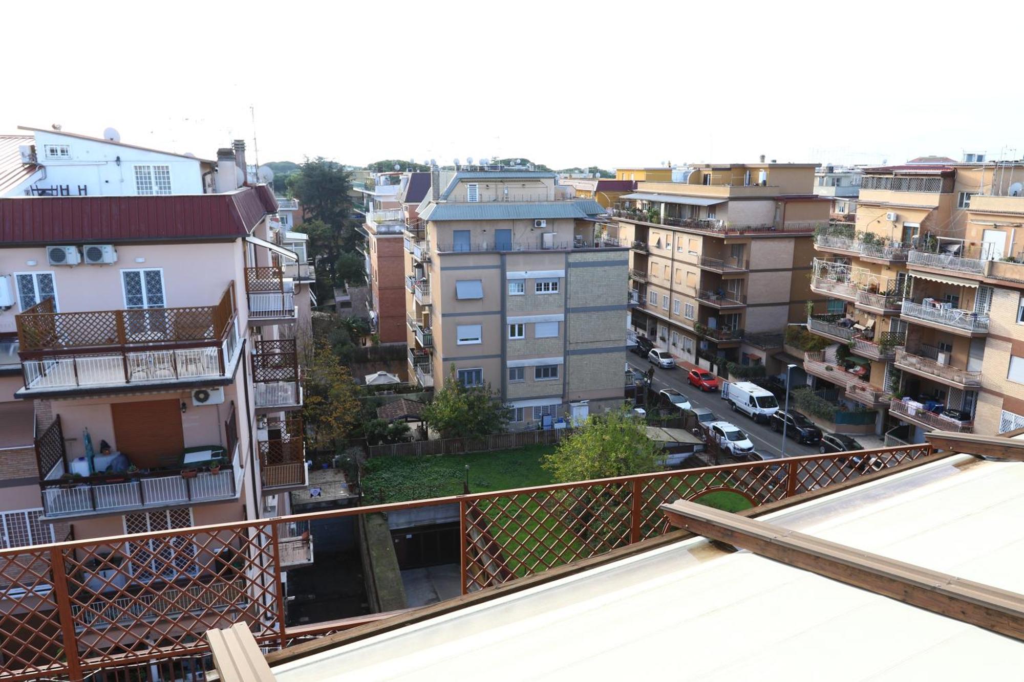 Angela Attico A Pochi Minuti Dal Gemelli E Stazione Fl3 Direzione San Pietro - Centro Apartment