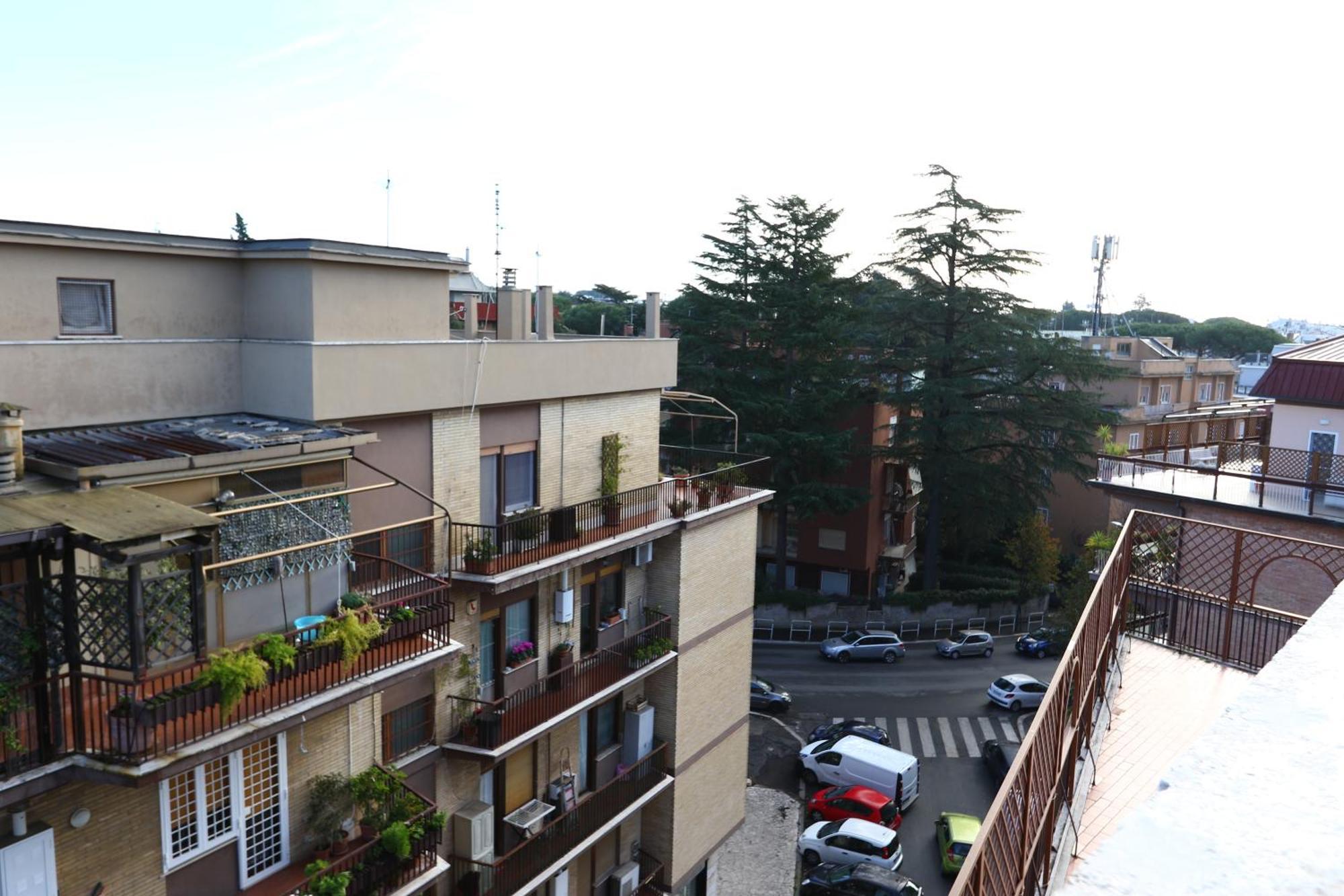 Angela Attico A Pochi Minuti Dal Gemelli E Stazione Fl3 Direzione San Pietro - Centro *