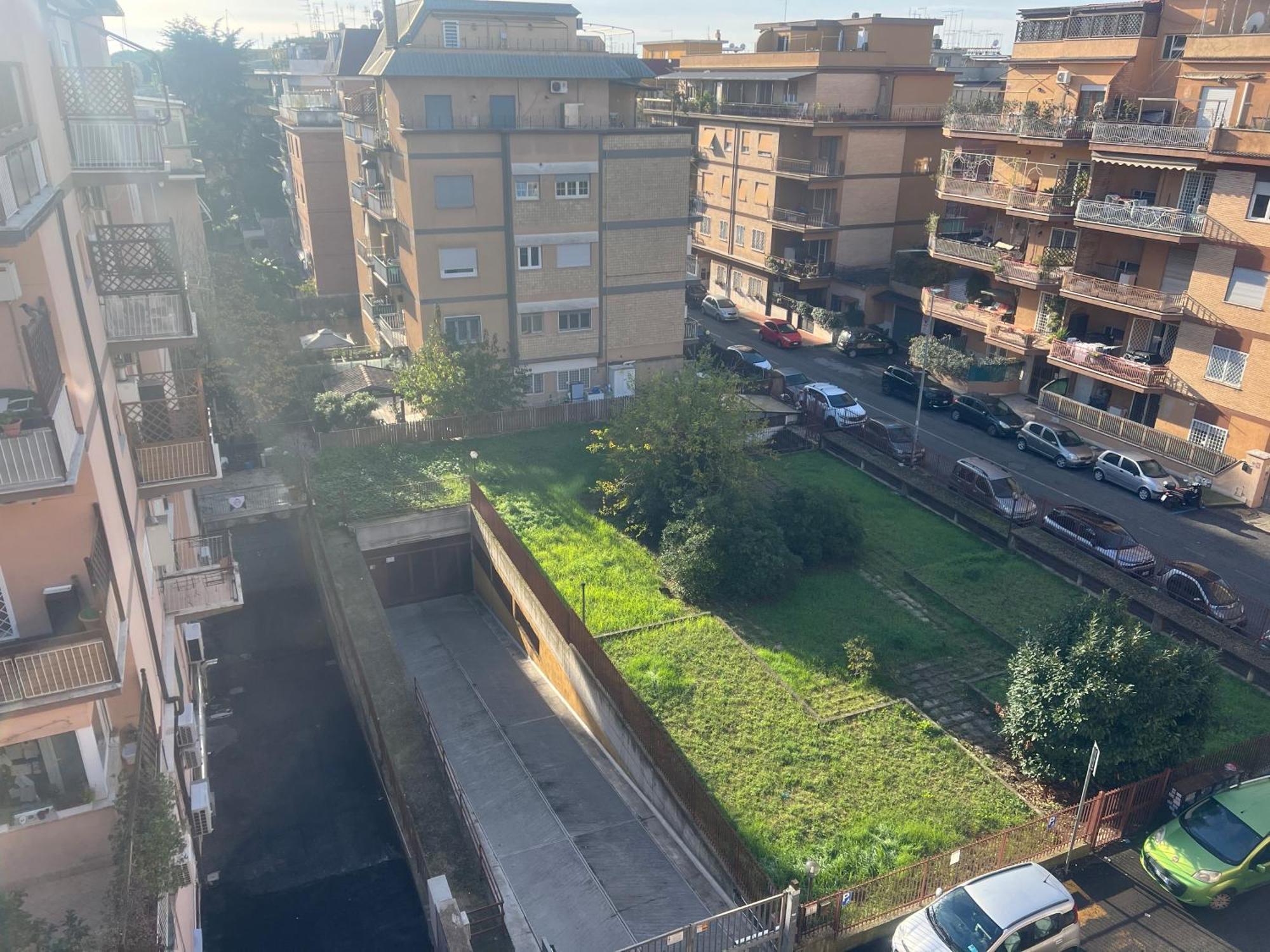Angela Attico A Pochi Minuti Dal Gemelli E Stazione Fl3 Direzione San Pietro - Centro