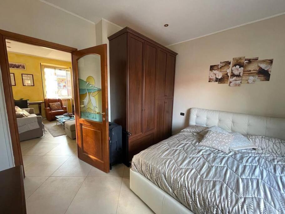 Battistini 66 Apartment, Near Vatican Rome