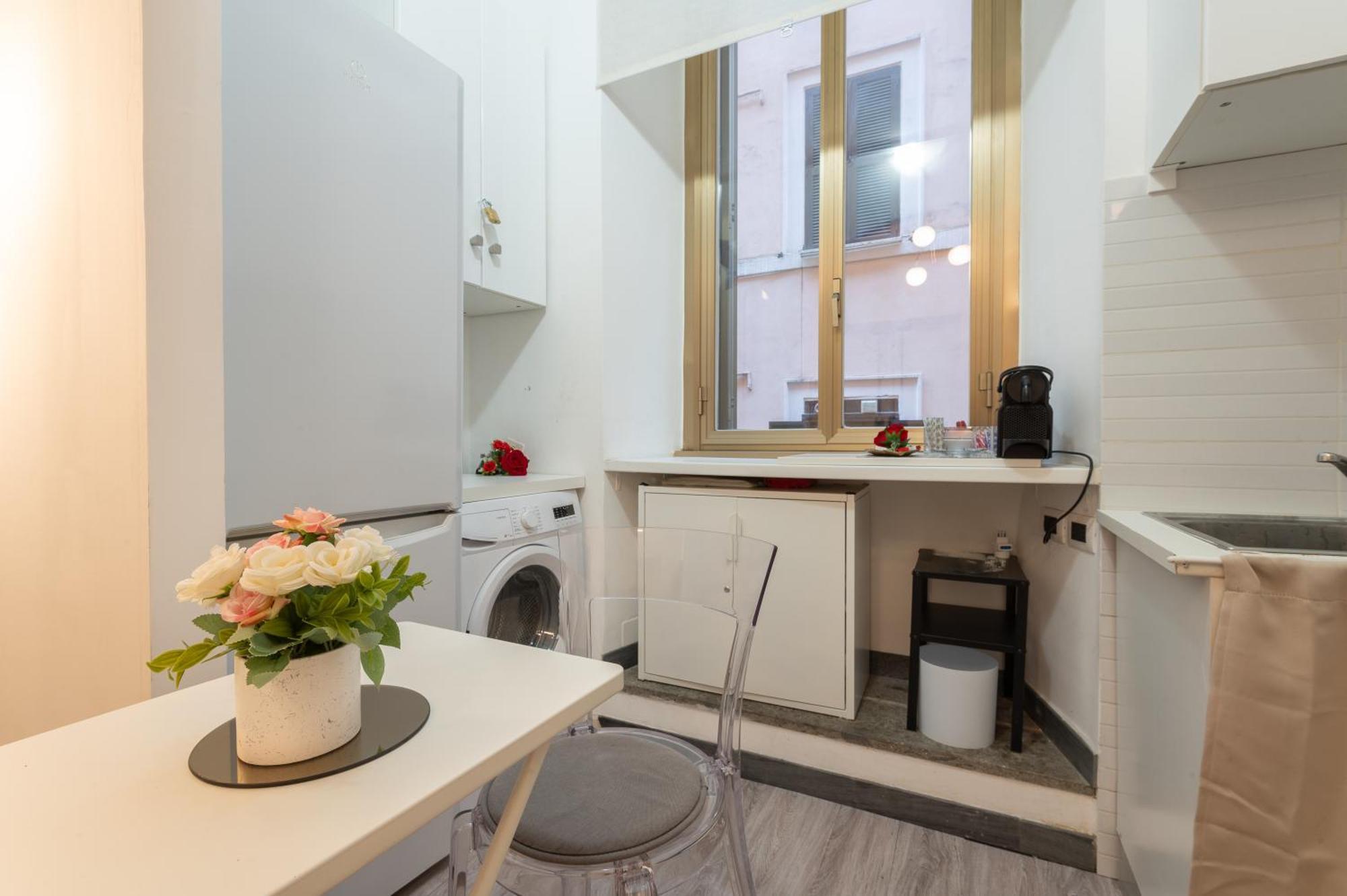 Cairoli 1 House G&b Colisee Holiday home