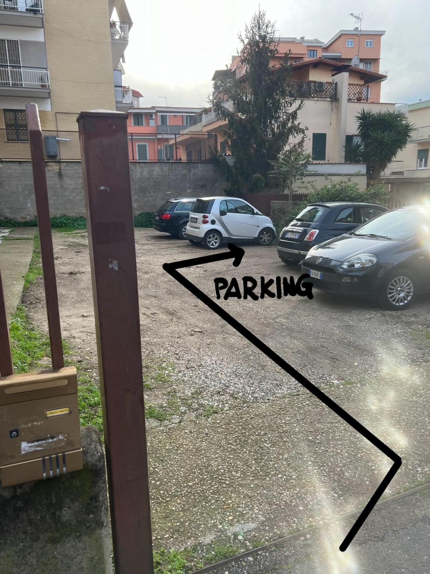 Casa Bravetta - Parking Private Apartment Rome