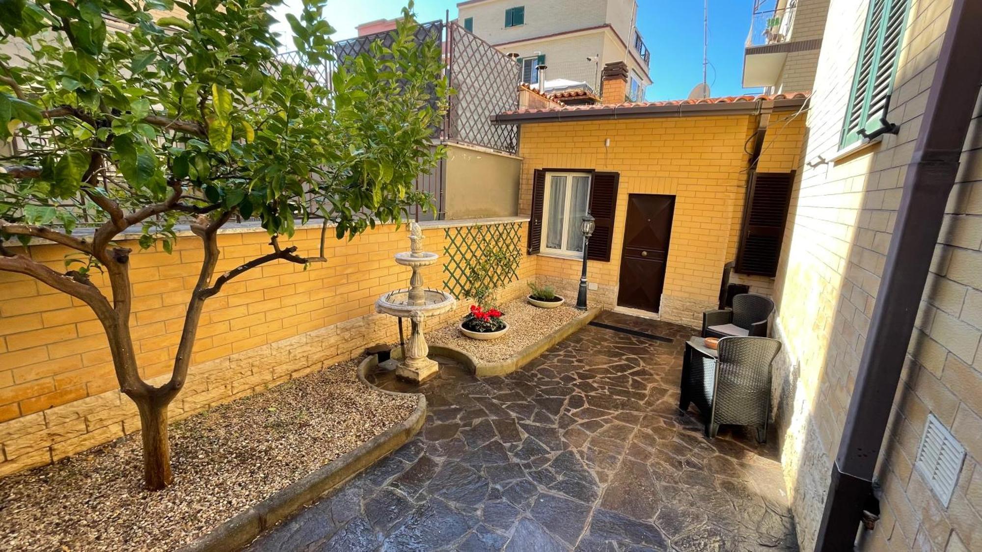 Holiday home Marand House Rome