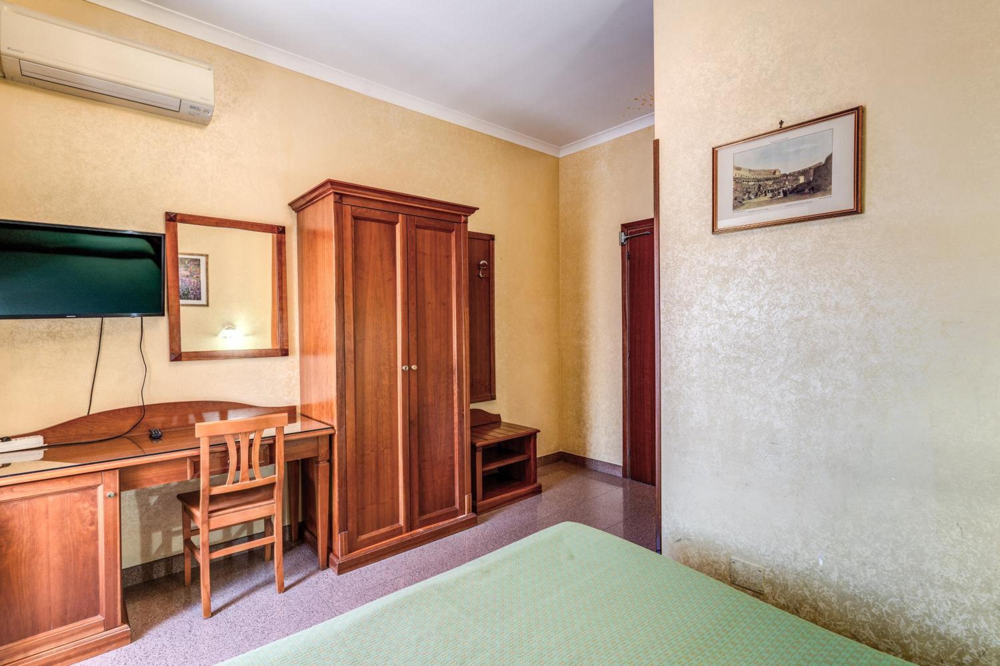 Milo Hotel