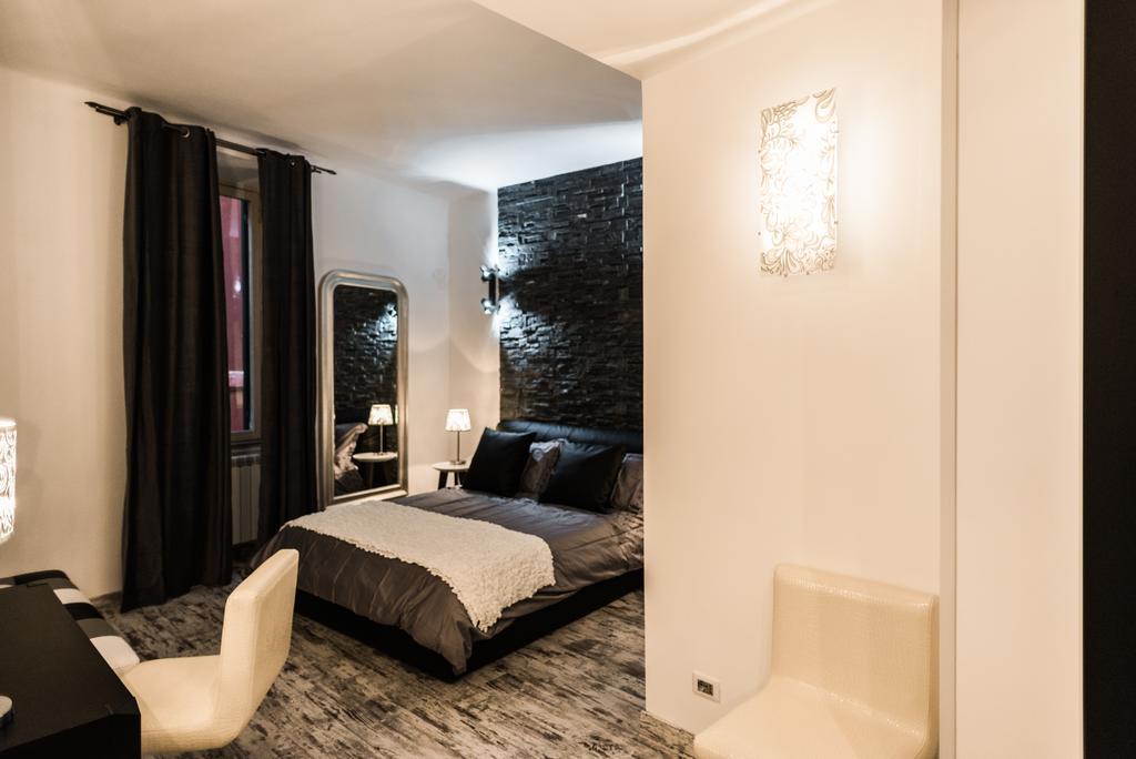 Trevi & Pantheon Luxury Affittacamere Roma