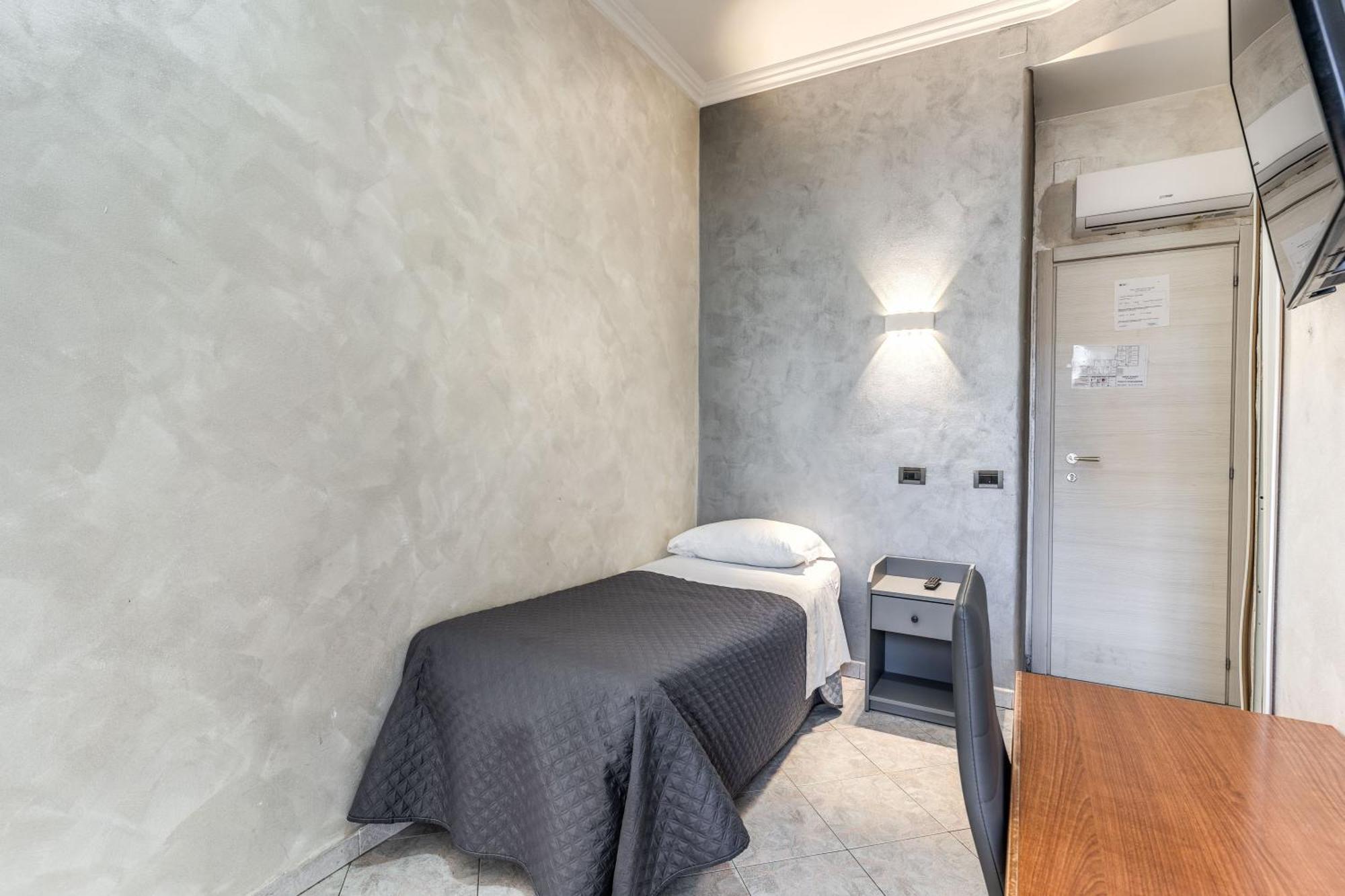 Family House Hotel