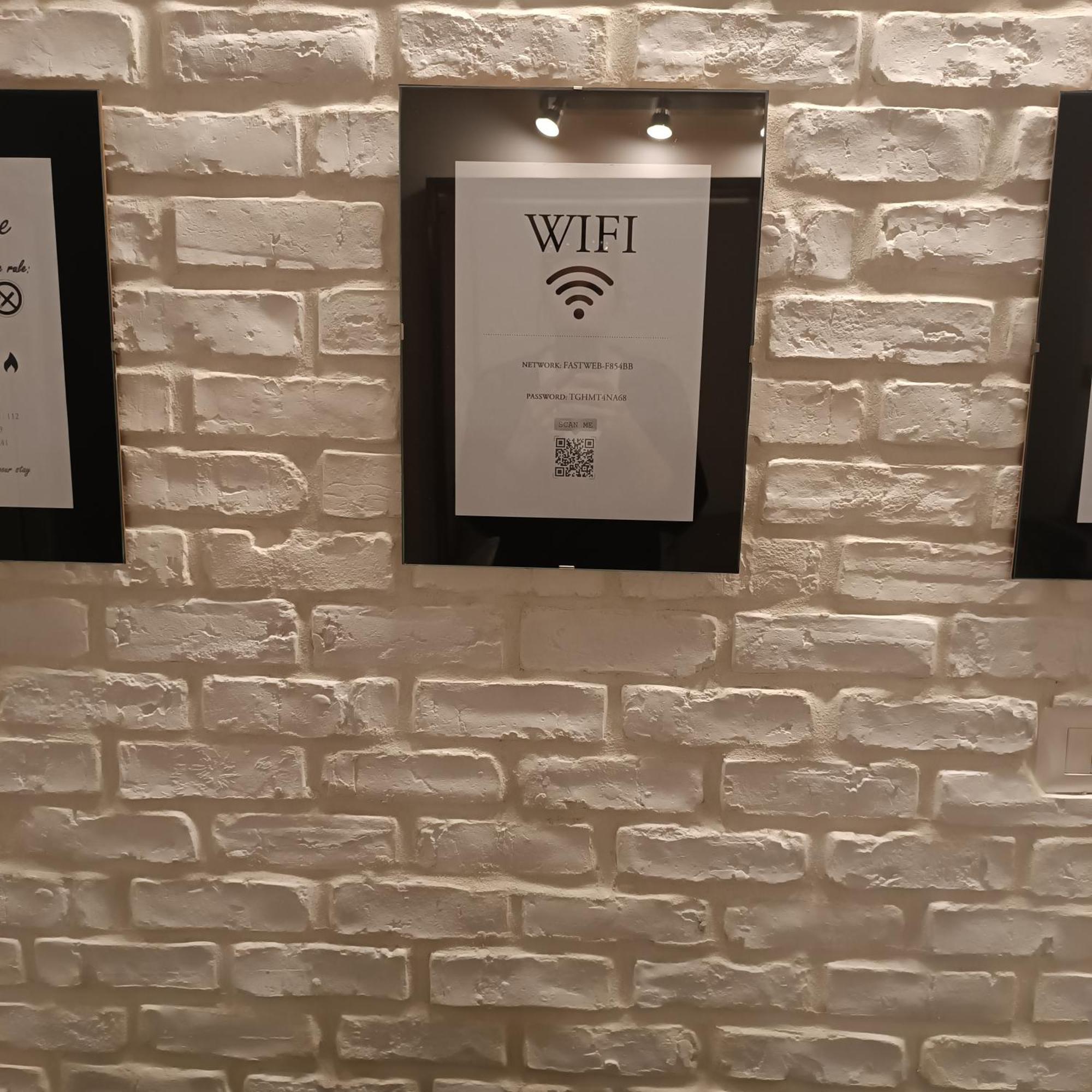 White * Rome