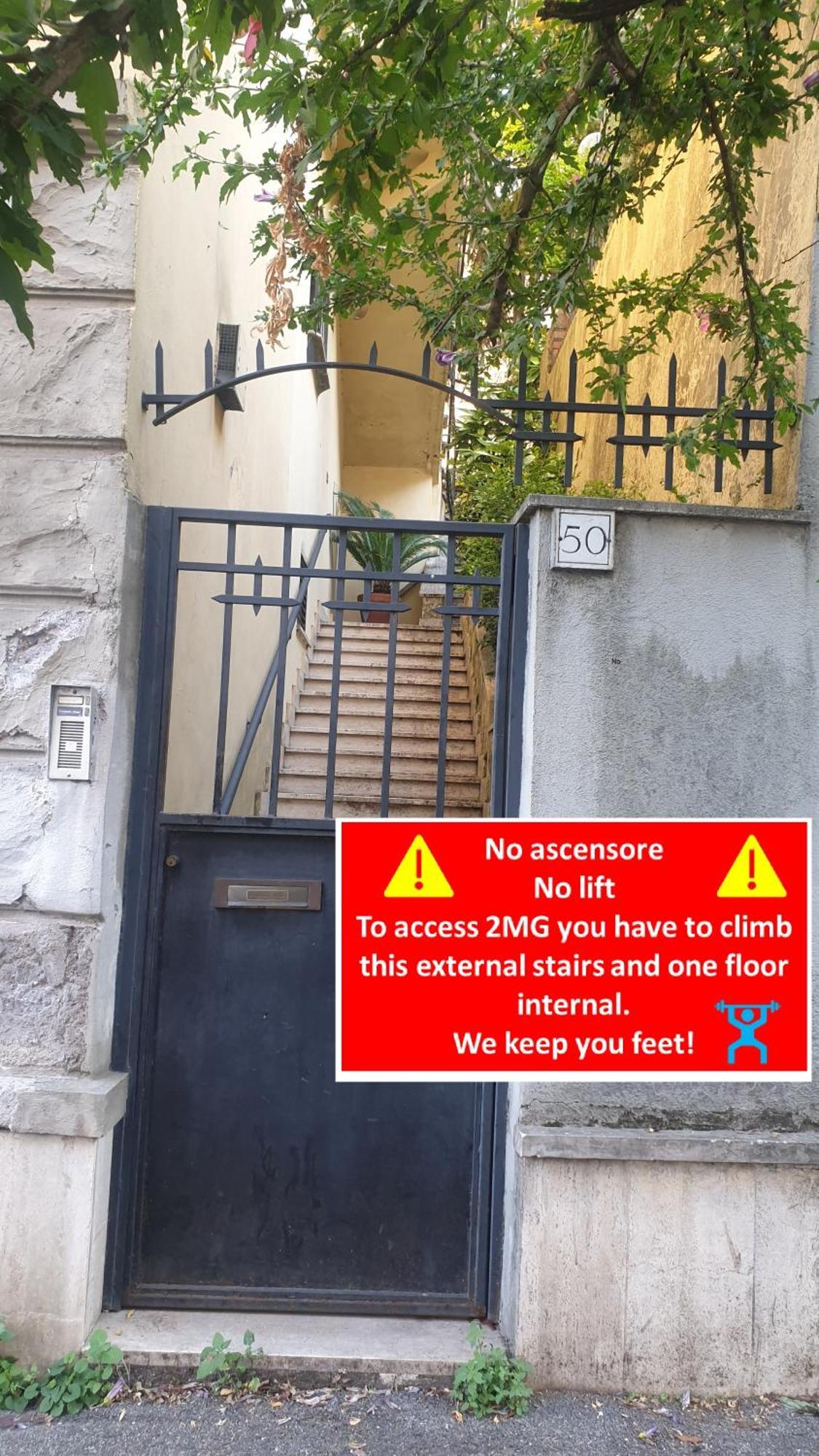 Appartamento 2mg: Con Terrazzo Nel Cuore Di Roma!