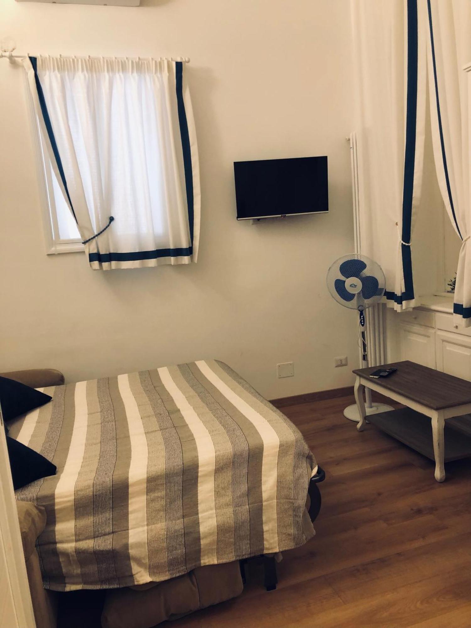 Domus Alfieri Al Colosseo Apartment Rome