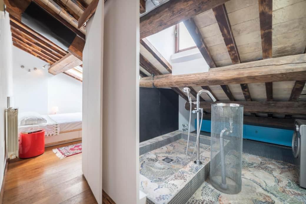 Pantheon Charming Penthouse Appartamento *