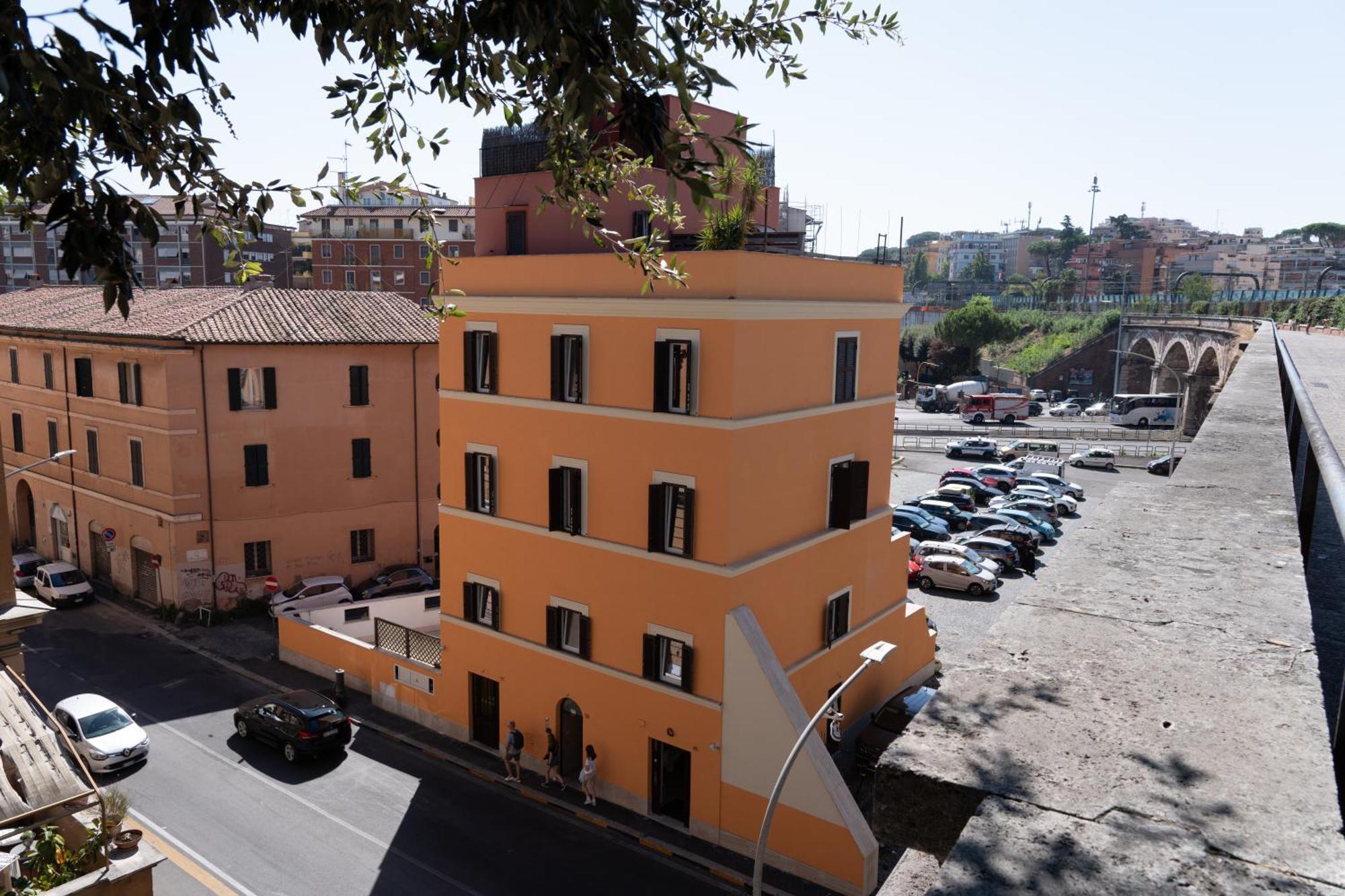 Vm * Rome