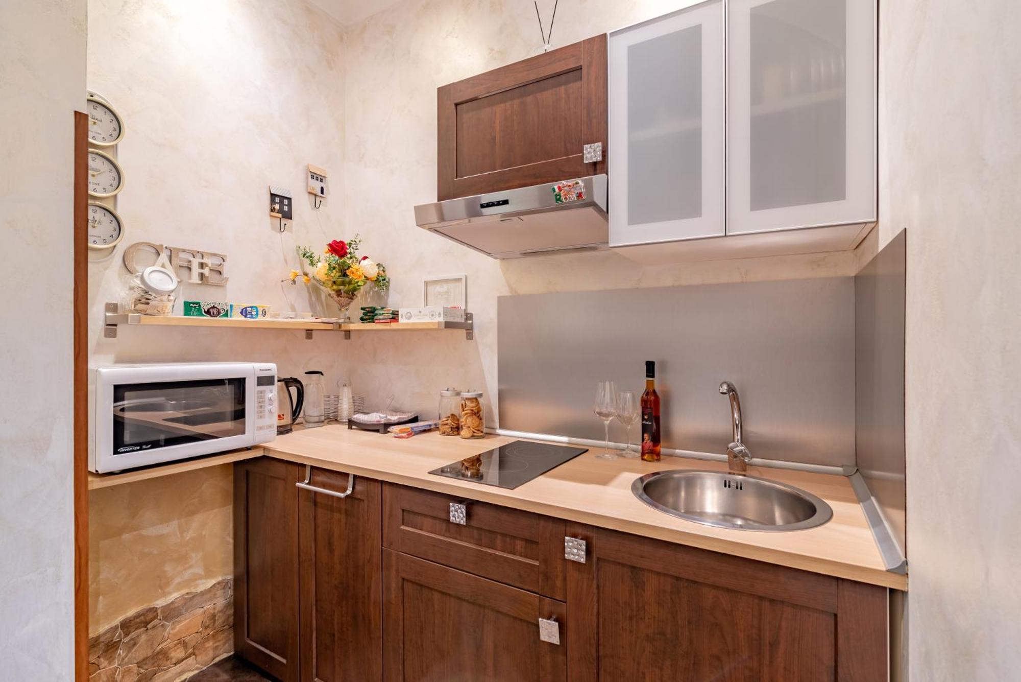 Alis Laura - 150m From Piazza Bologna Metro And 10 Minutes From The Colosseum Bed & Breakfast