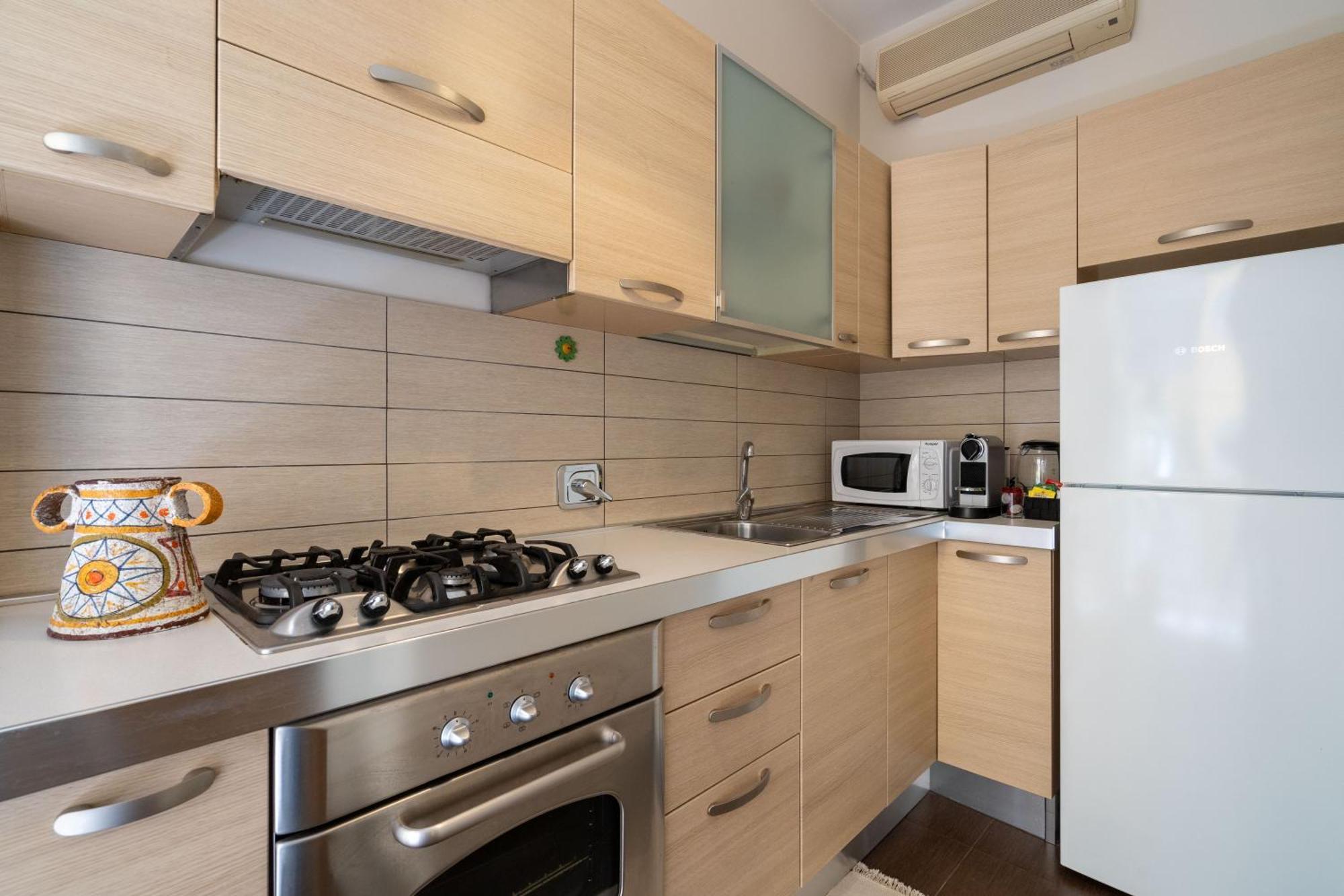 -15min Dal Colosseo- Aria Condizionata & Netflix Gratis Apartment *