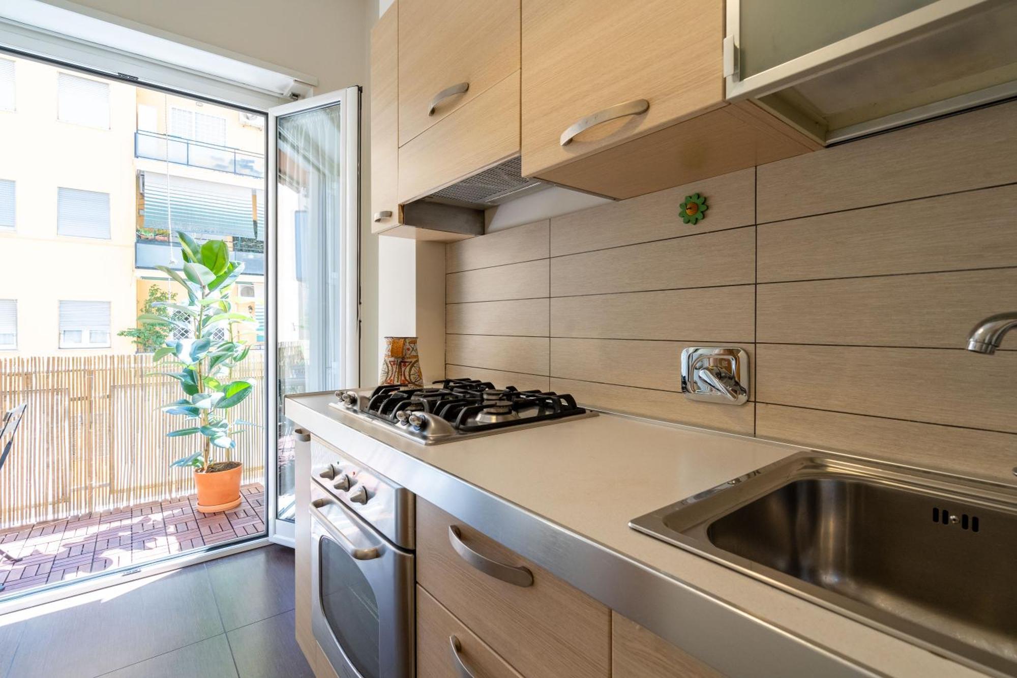 -15min Dal Colosseo- Aria Condizionata & Netflix Gratis Apartment Rome