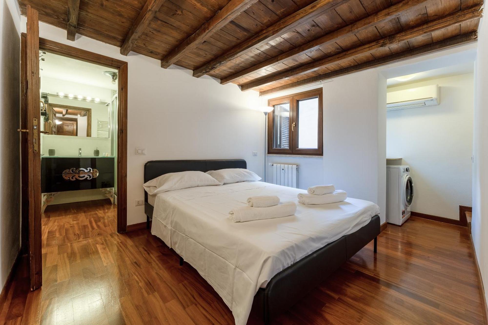 Apartment Ciambella Arch For 6 People @largo Argentina