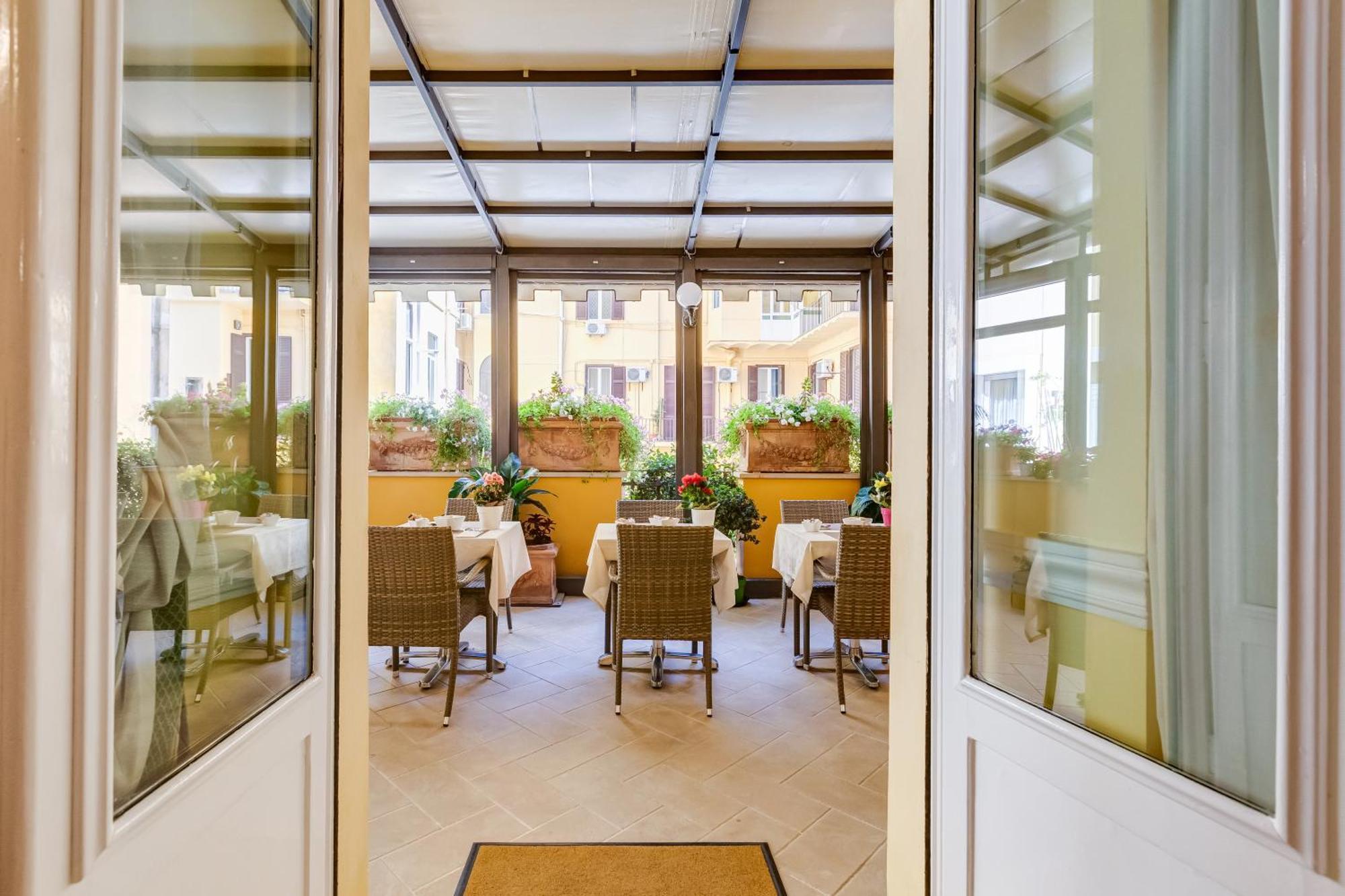 Hotel Cellini Hotel