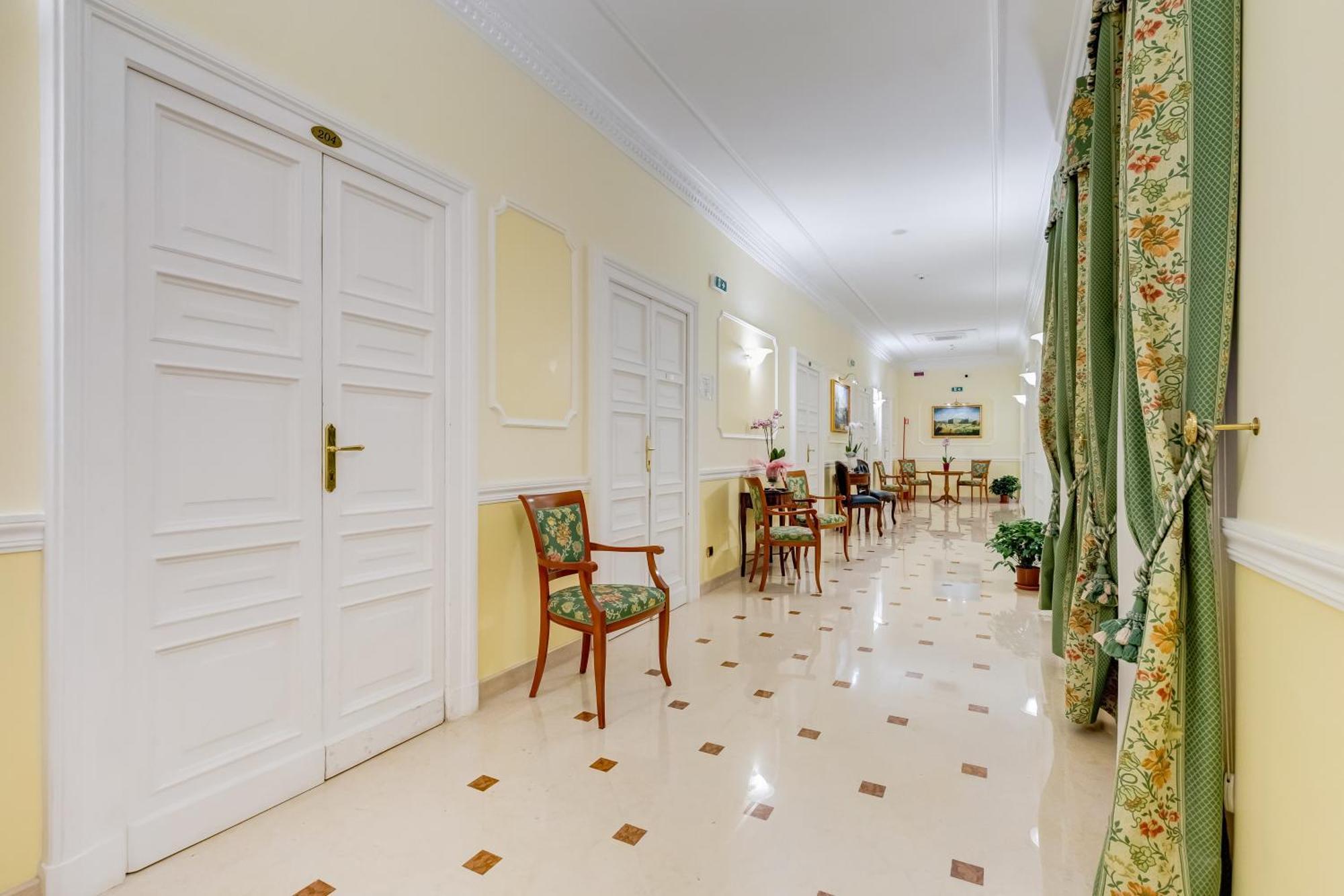 Hotel Cellini