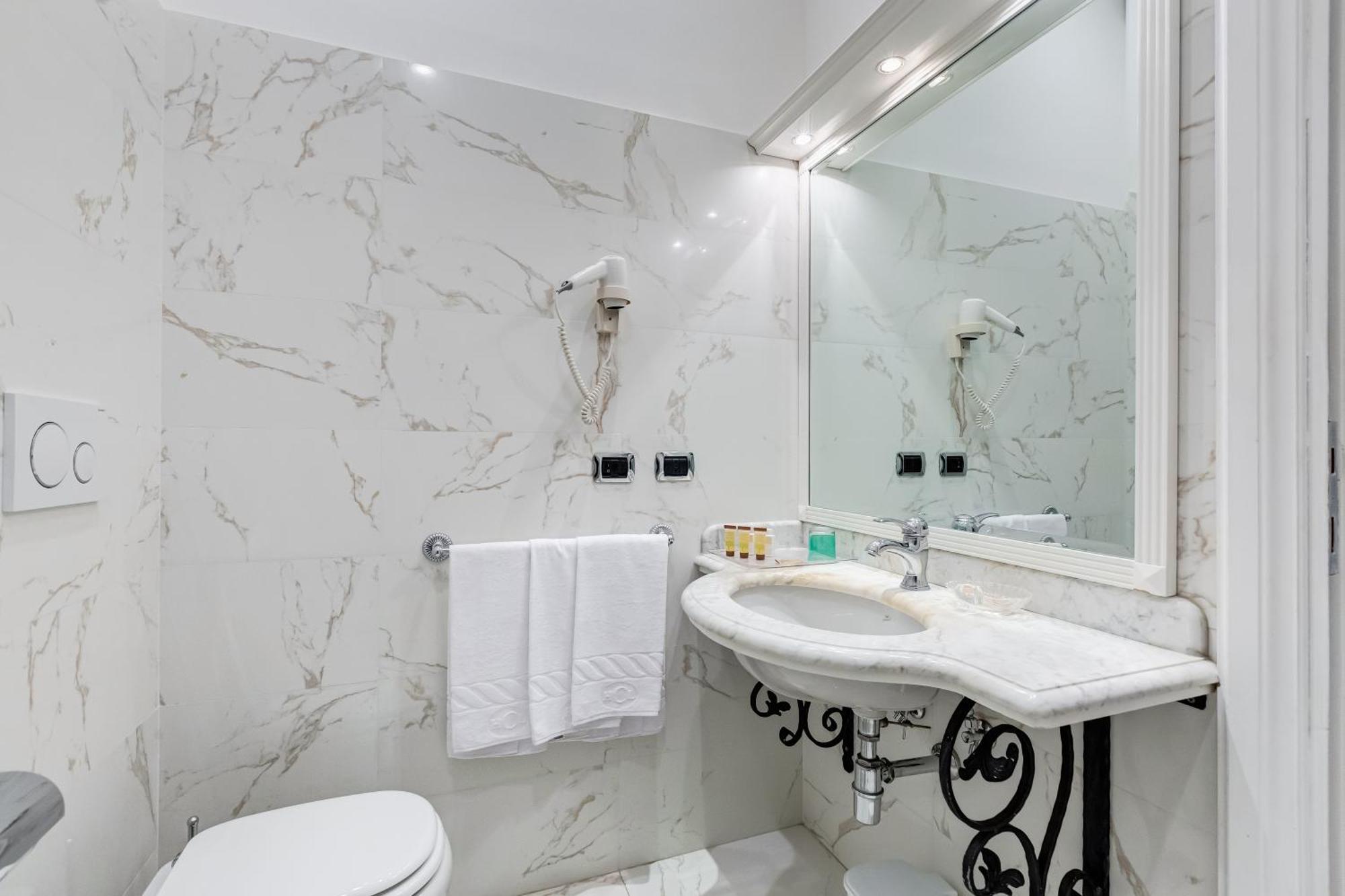 Hotel Cellini Hotel Rome