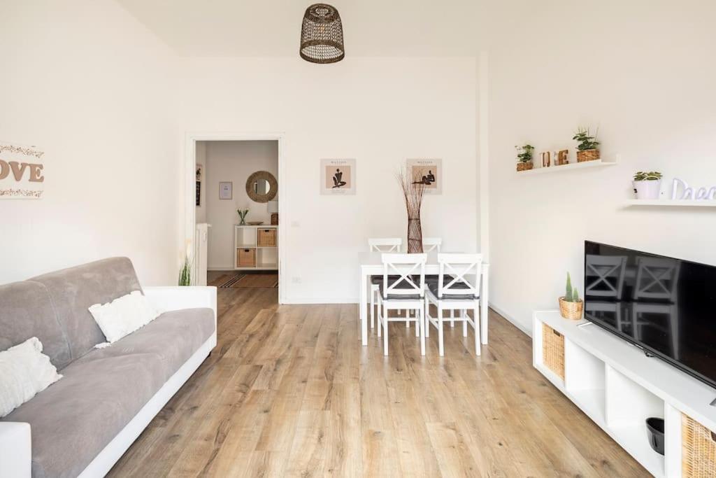 Apartment Tibershome La Casa Sul Tevere Rome
