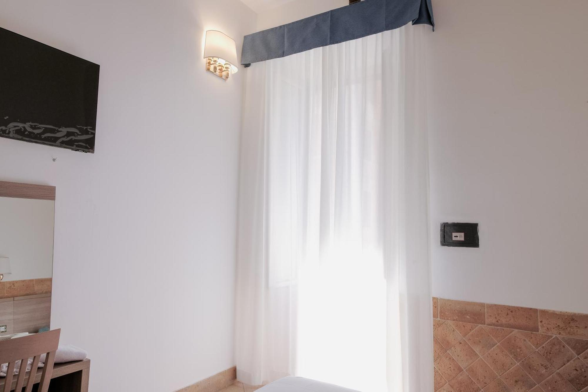 Alex Square 3* Rome