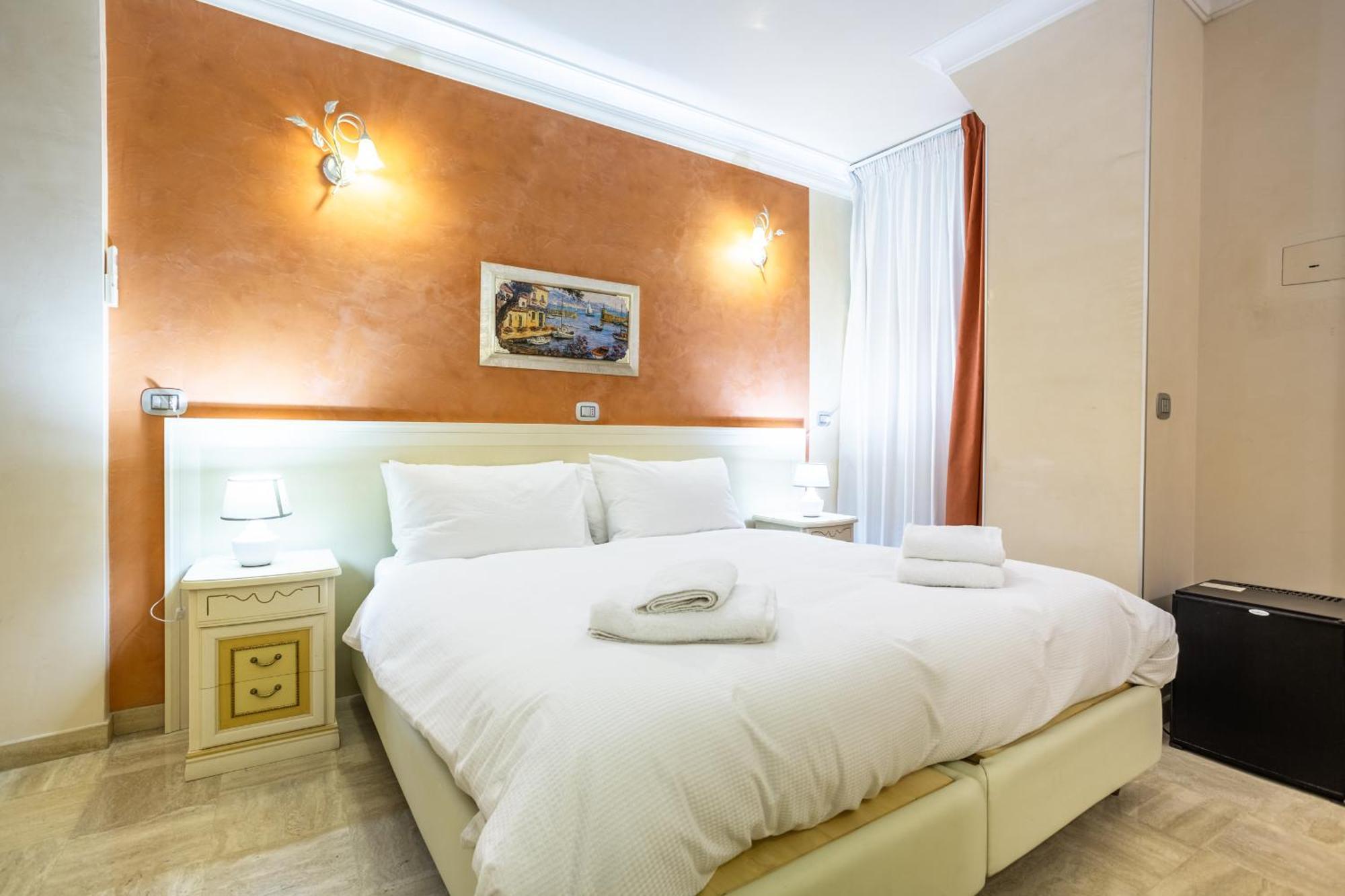 Luxury Opera Guest house *