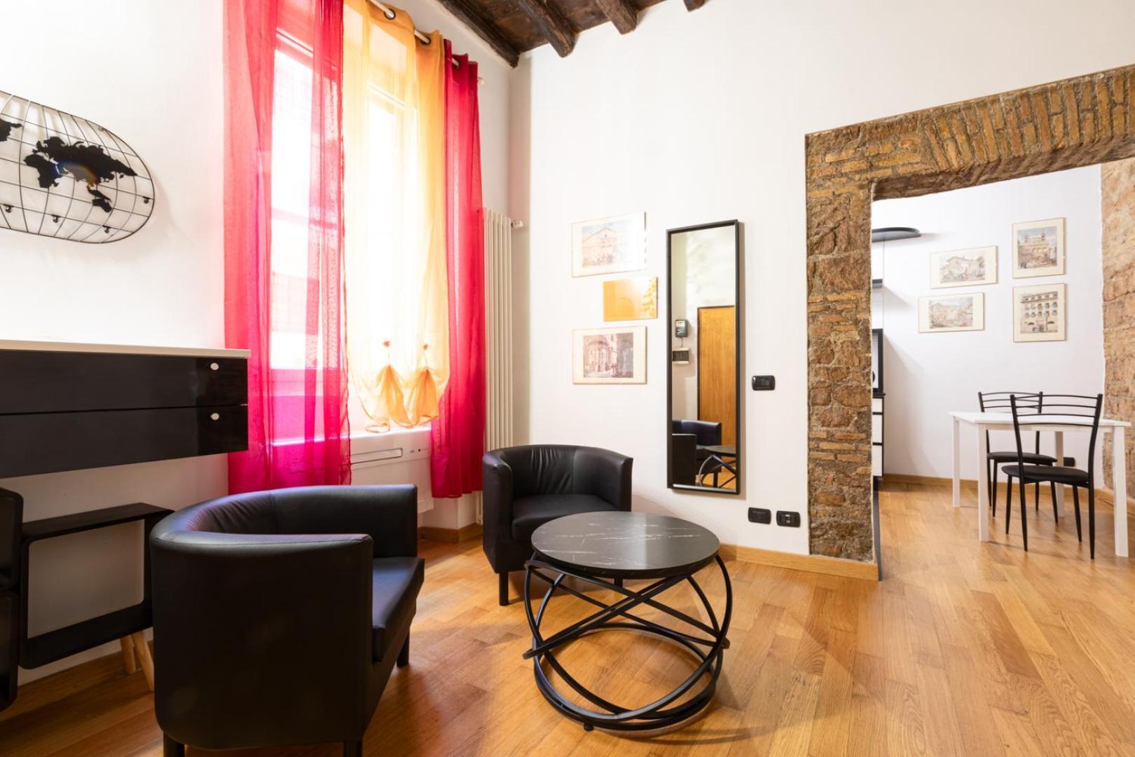 Red Heart In Trastevere - Collection Roma