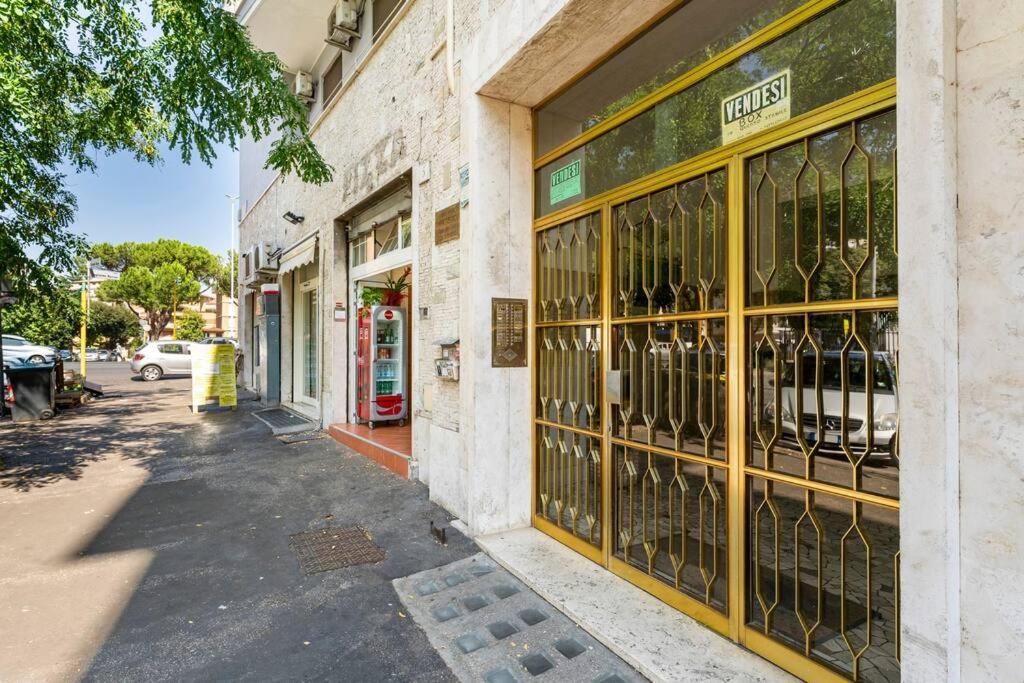First Floor Apartment Rome